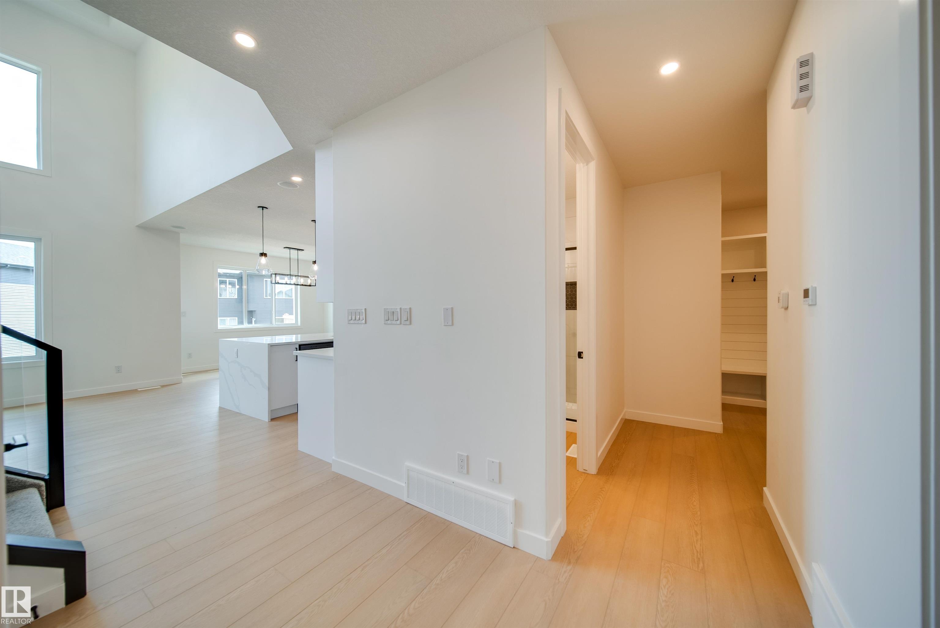 Photo 17 at 42 Dillworth Crescent, Deer Park, Spruce Grove