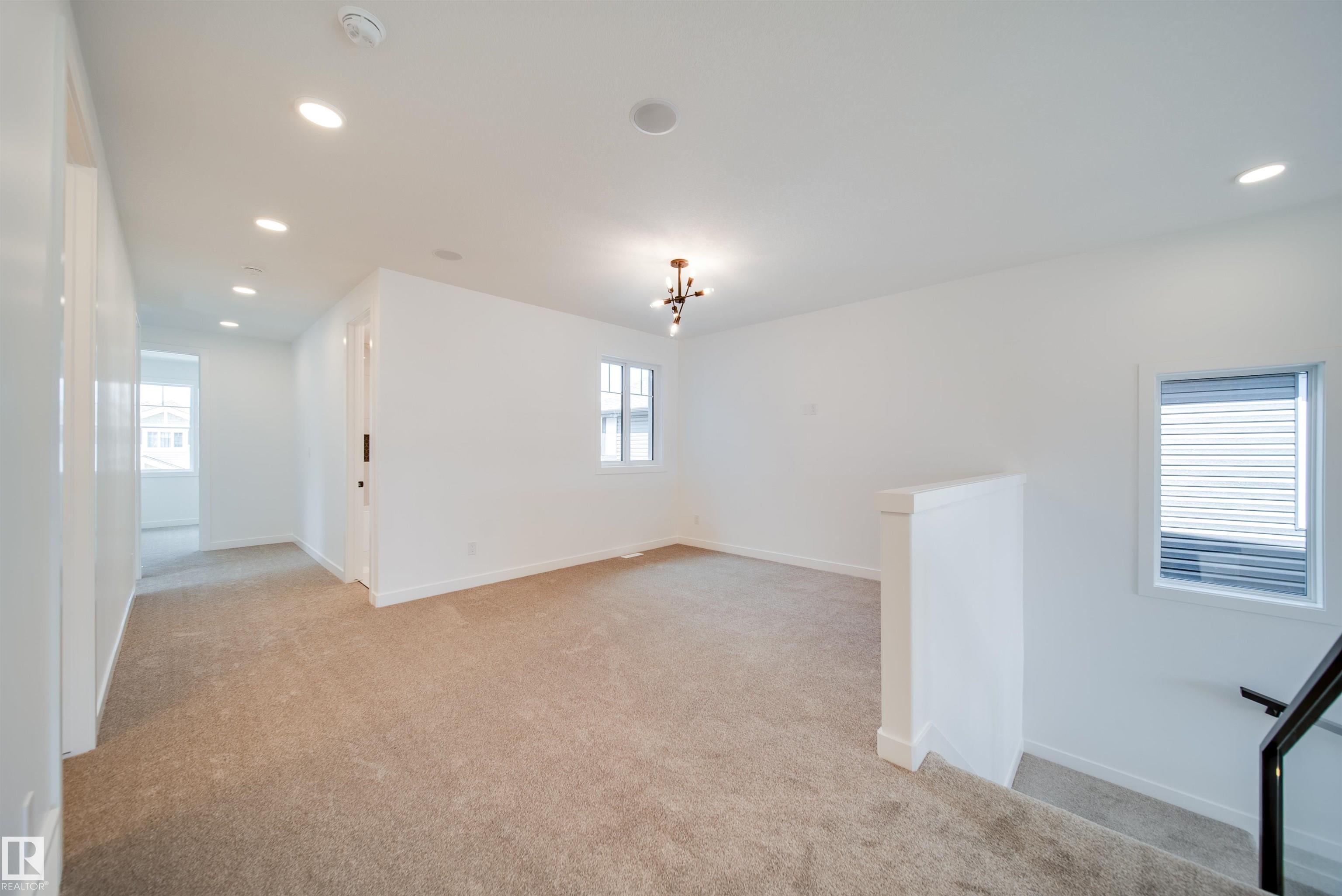 Photo 23 at 42 Dillworth Crescent, Deer Park, Spruce Grove
