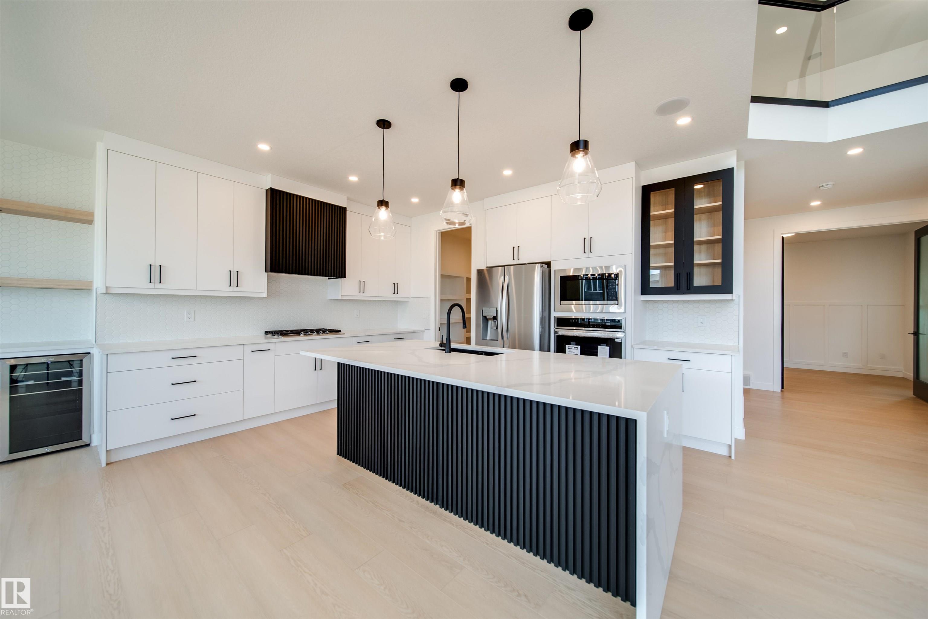Photo 5 at 42 Dillworth Crescent, Deer Park, Spruce Grove