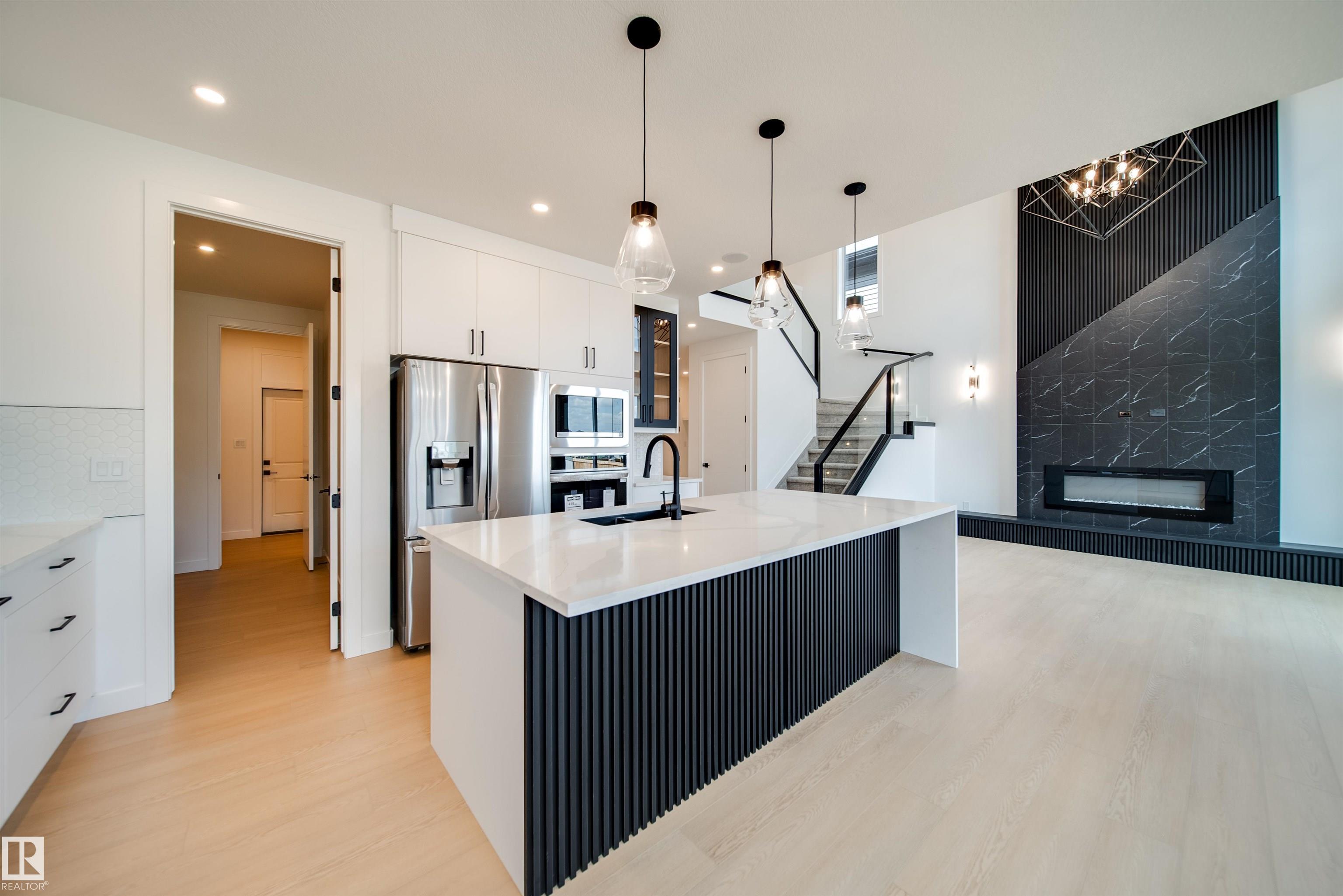 Photo 9 at 42 Dillworth Crescent, Deer Park, Spruce Grove