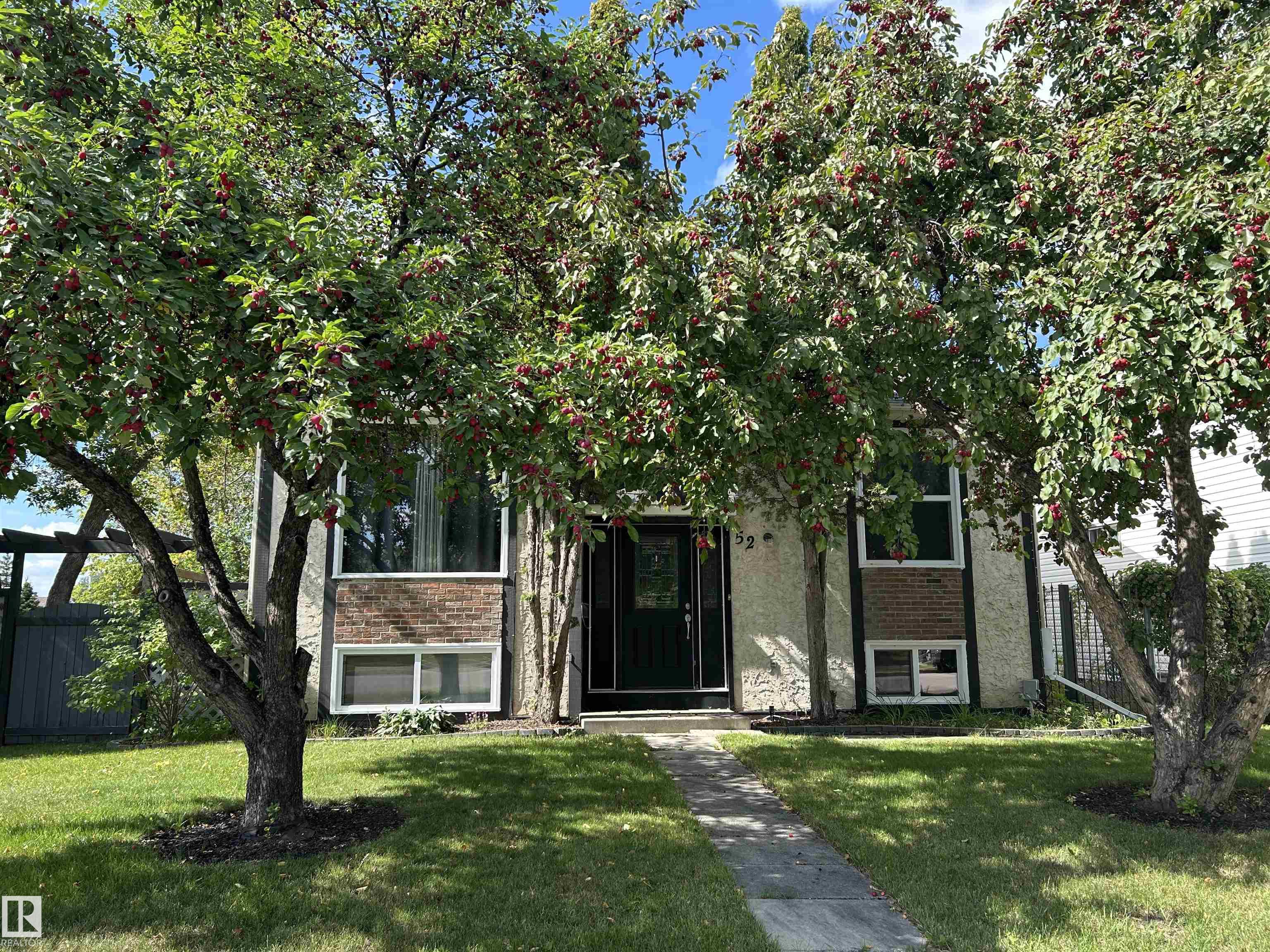 52 Greystone Drive, Grove Meadows, Spruce Grove 