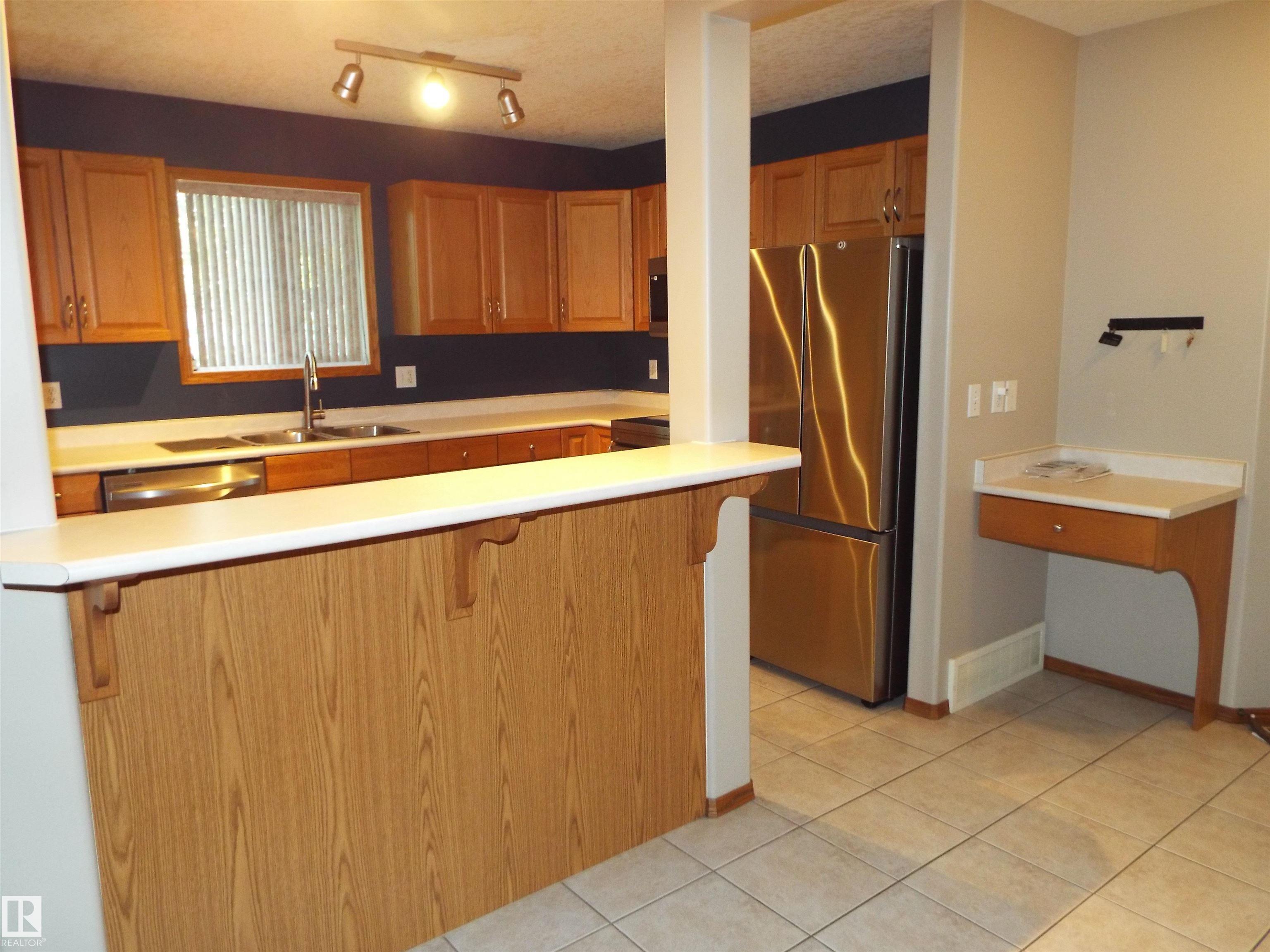 Photo 6 at 102 - 4302 48 Street, Alexandra Park, Leduc