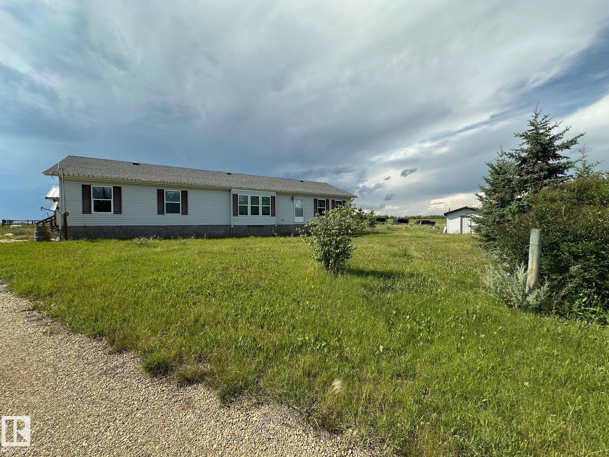 Photo 16 at 50566 Rr 220, None, Rural Leduc County