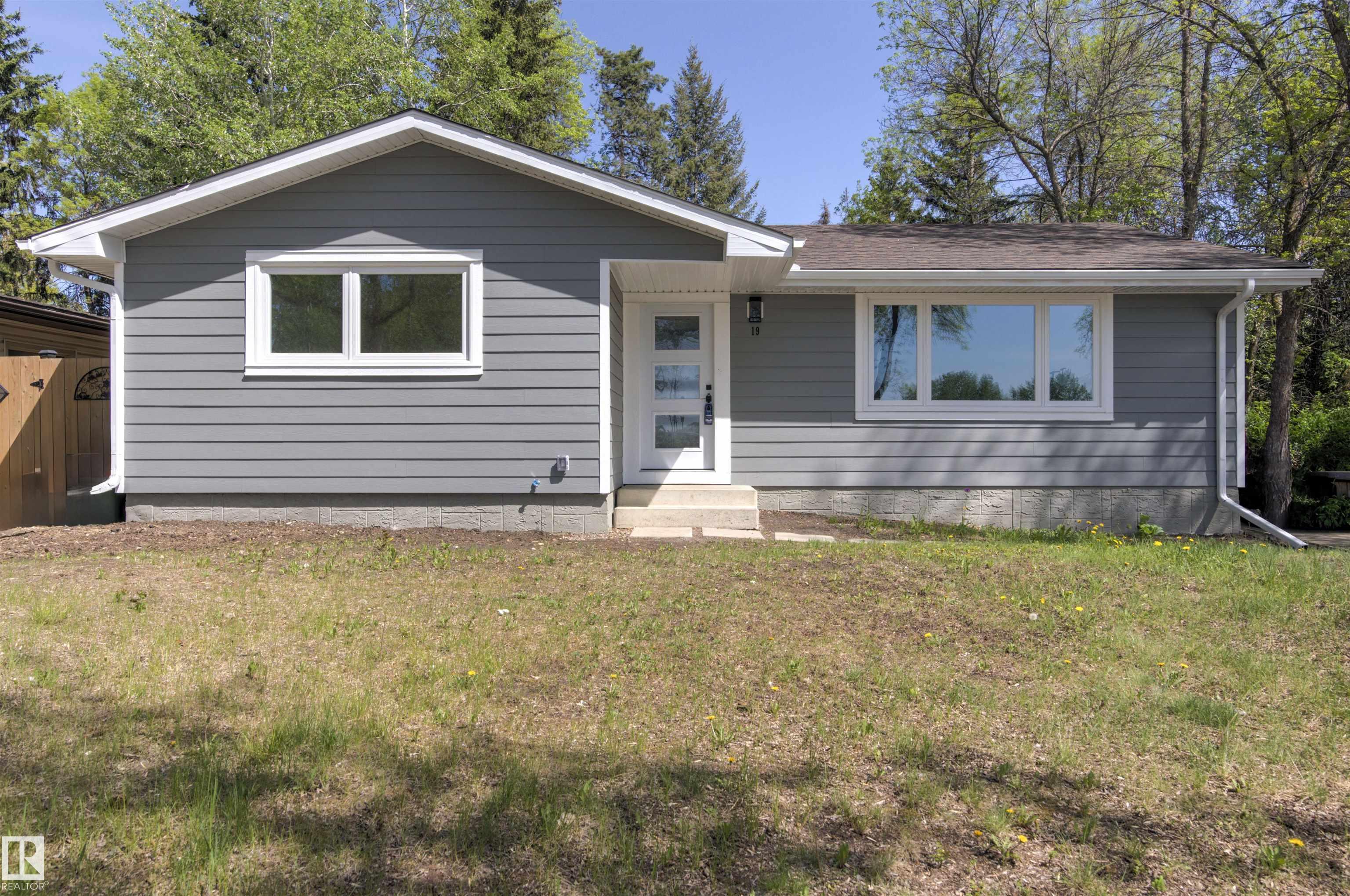 19 Grenfell Avenue, Grandin, St. Albert 