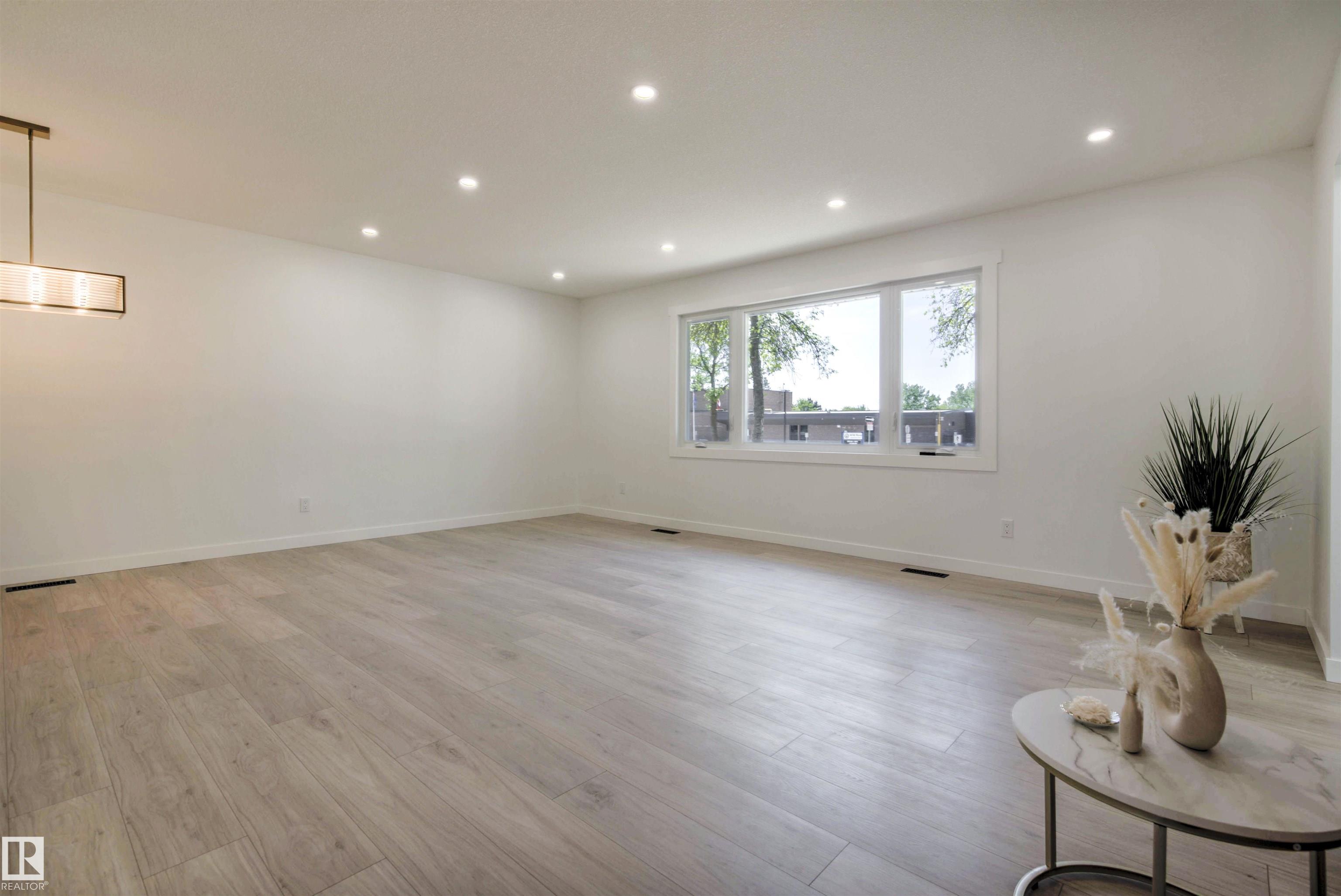 Photo 6 at 19 Grenfell Avenue, Grandin, St. Albert