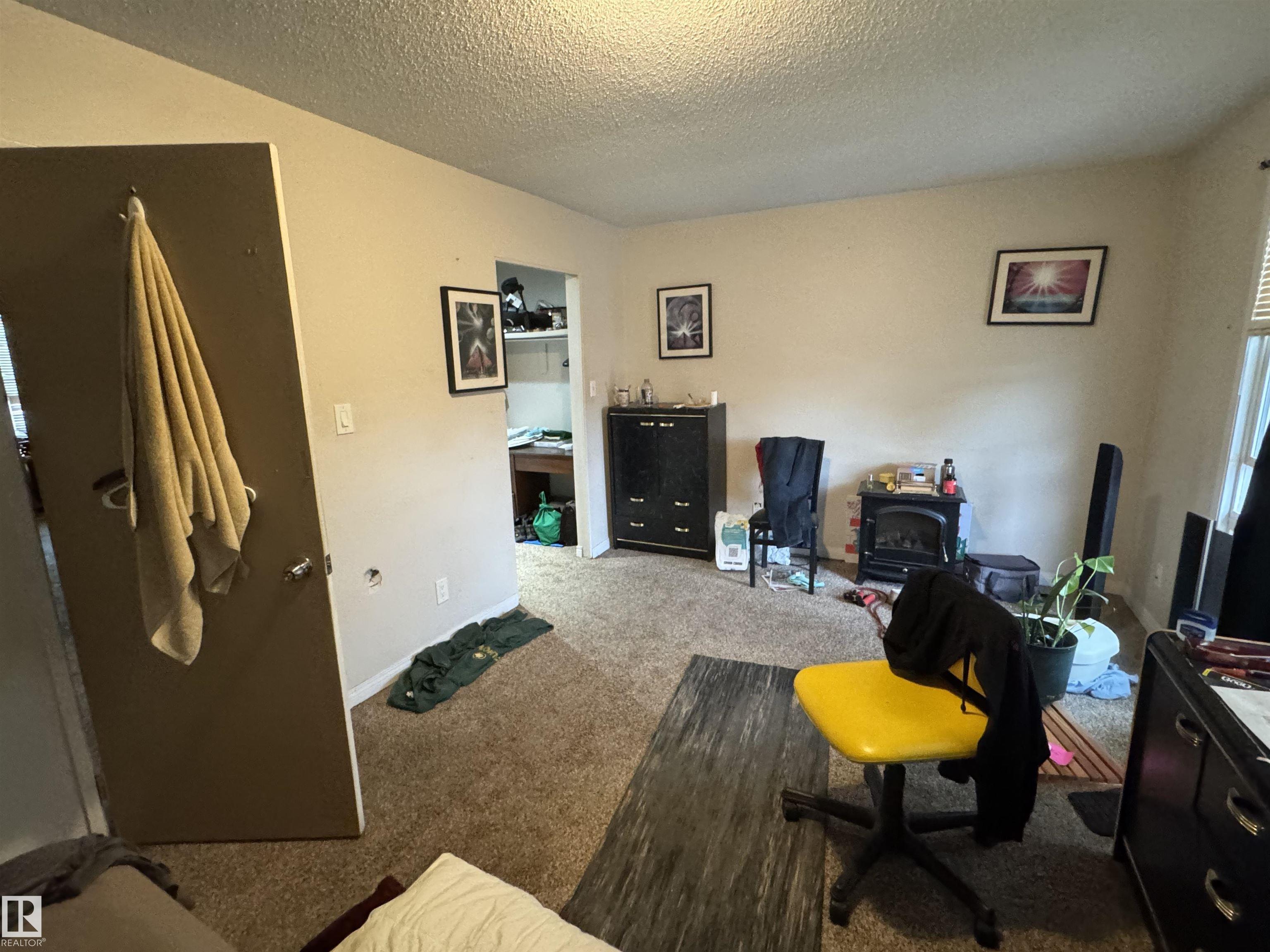 Photo 14 at 3322 116a Avenue NW, Rundle Heights, Edmonton