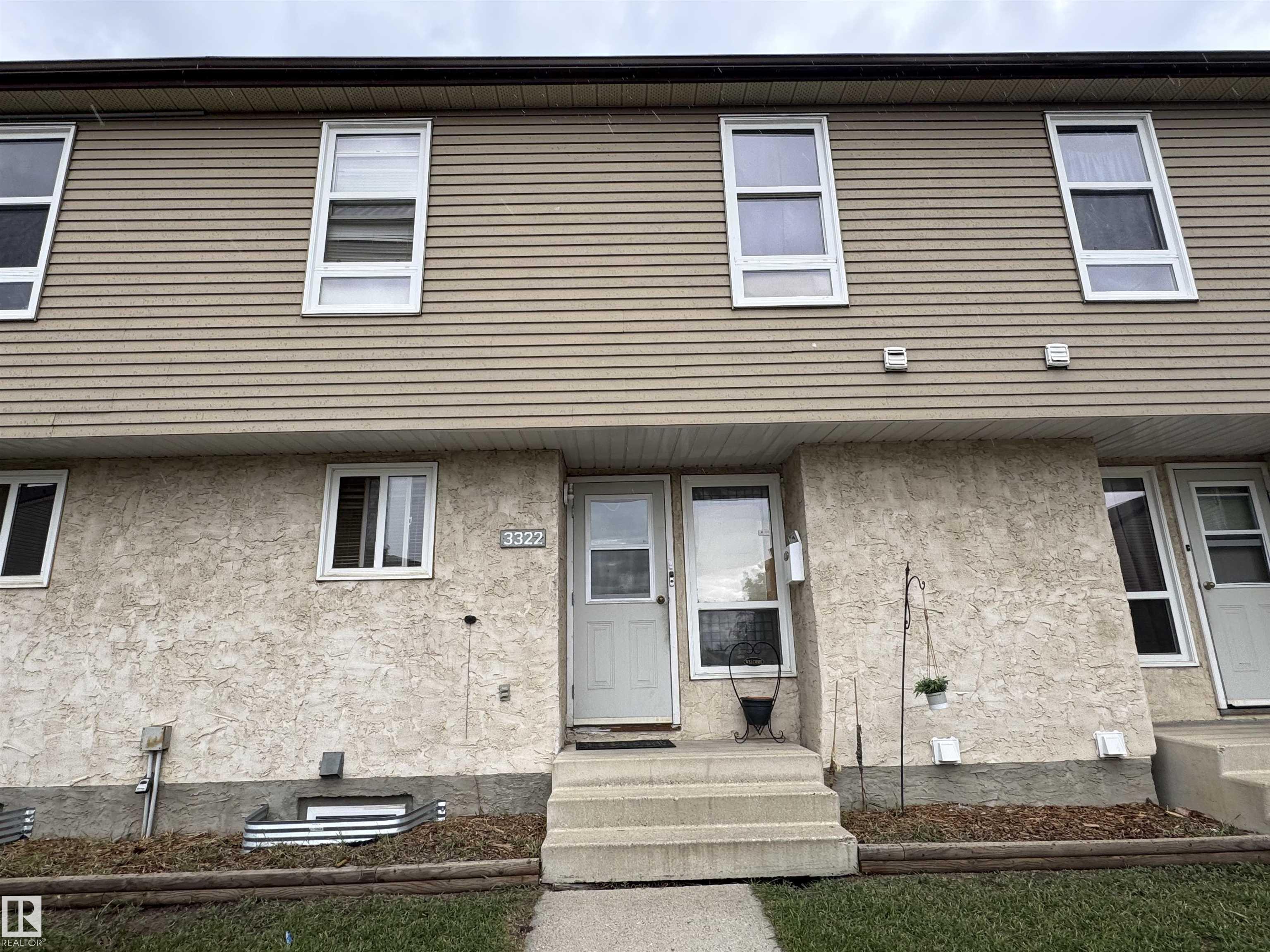 Photo 16 at 3322 116a Avenue NW, Rundle Heights, Edmonton