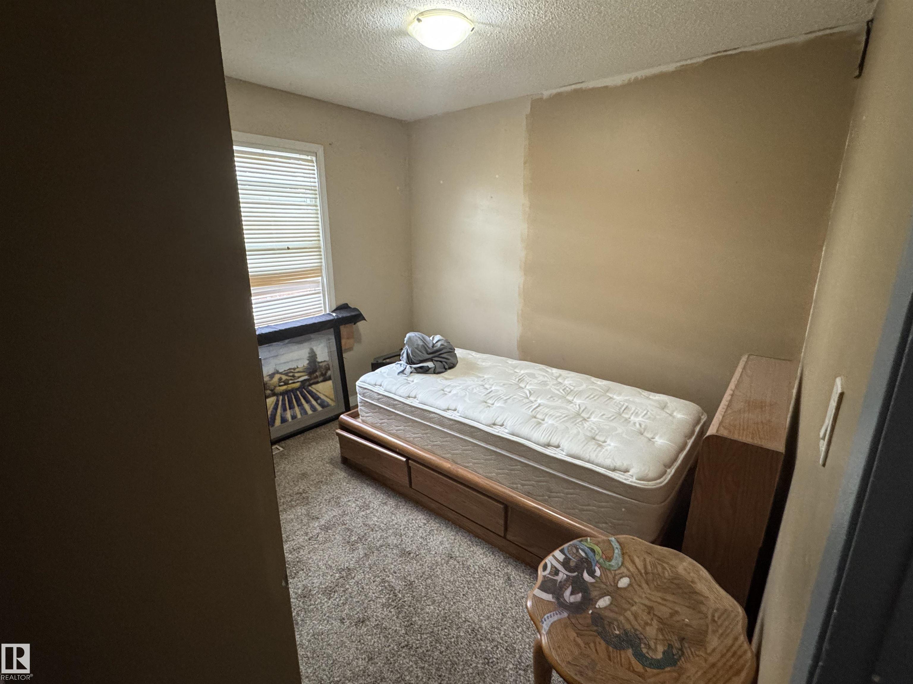 Photo 6 at 3322 116a Avenue NW, Rundle Heights, Edmonton