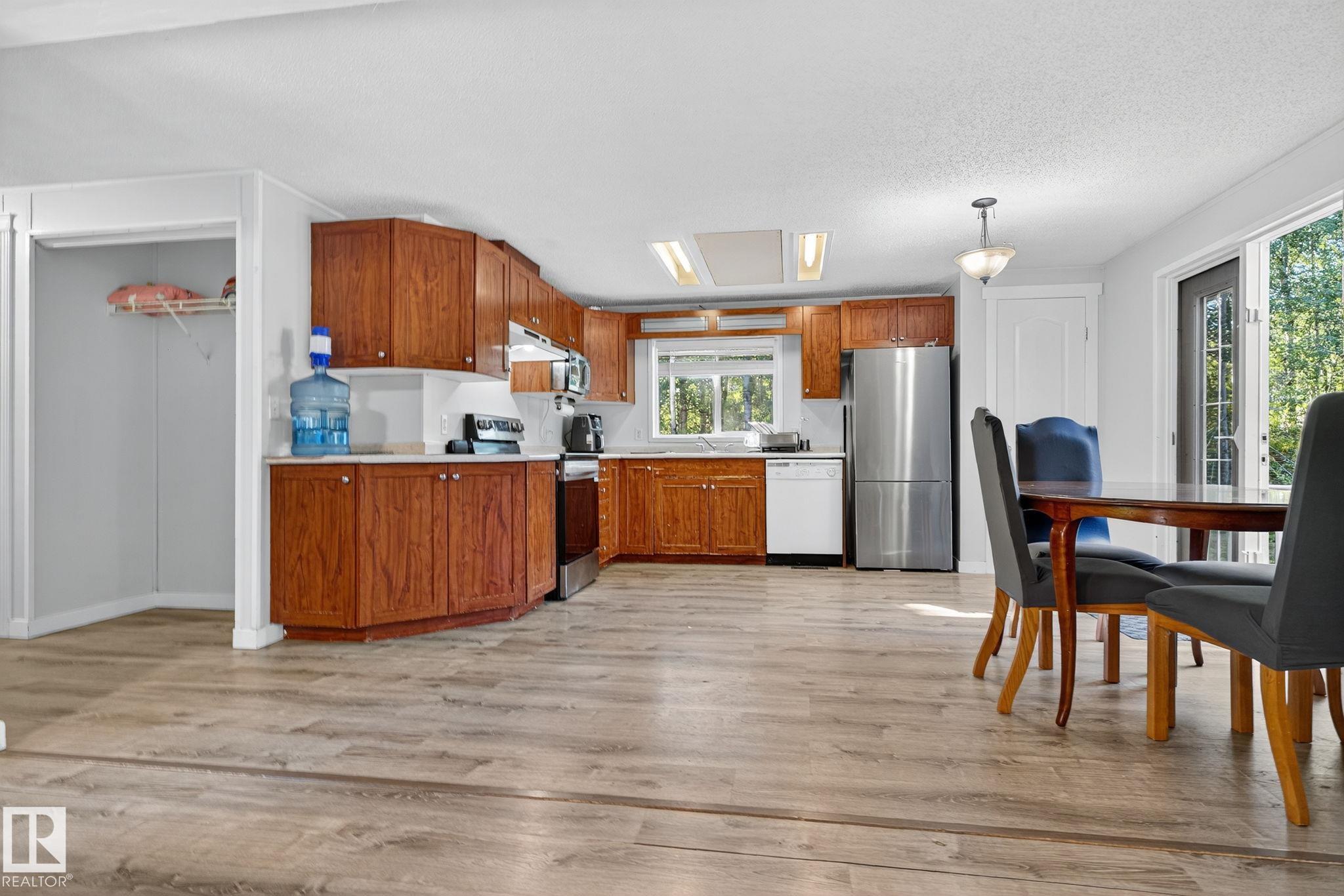 Photo 17 at 5 - 53407 Rge Road 30, Canterbury Estates, Rural Parkland County