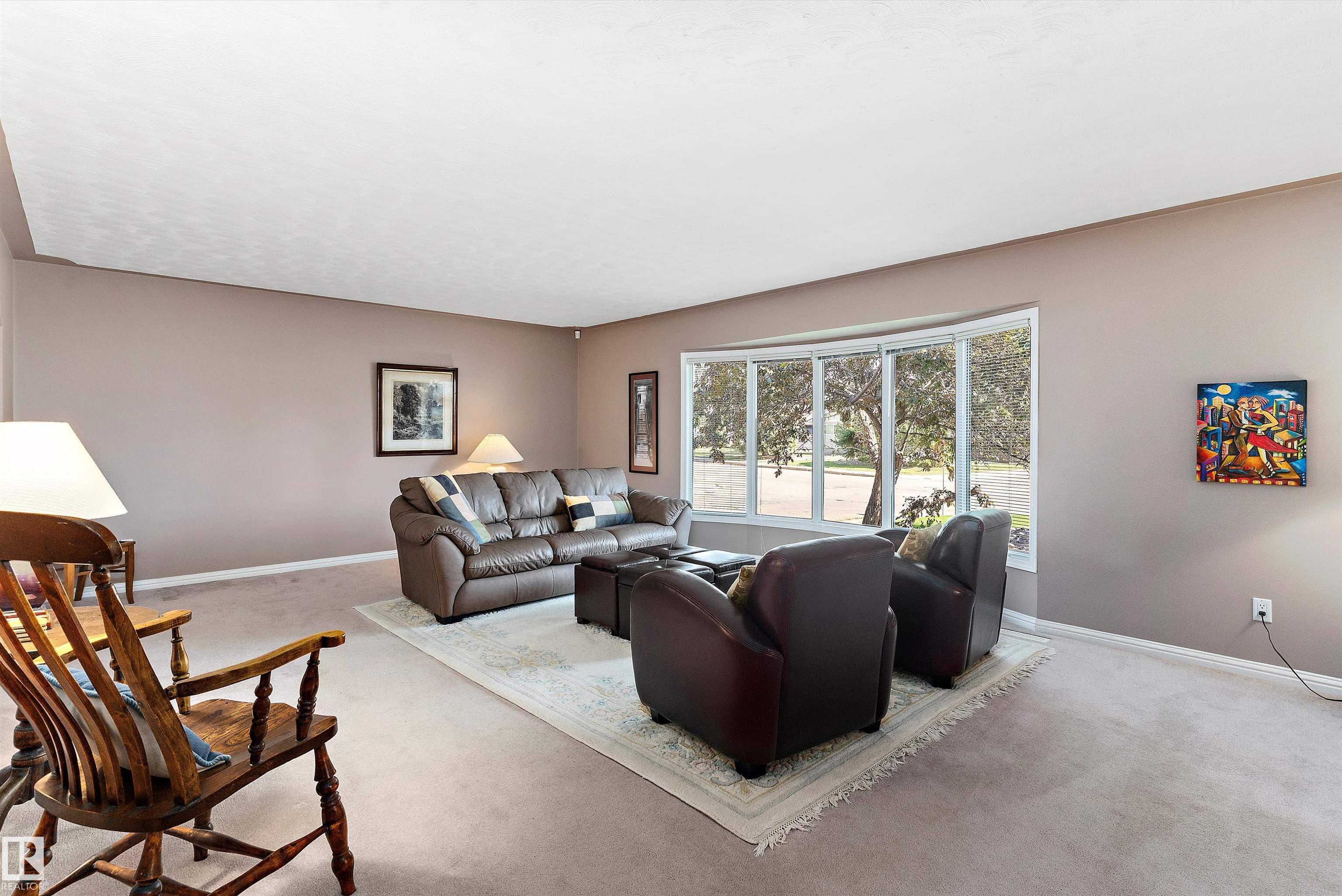 Photo 23 at 3112 109 Street NW, Steinhauer, Edmonton