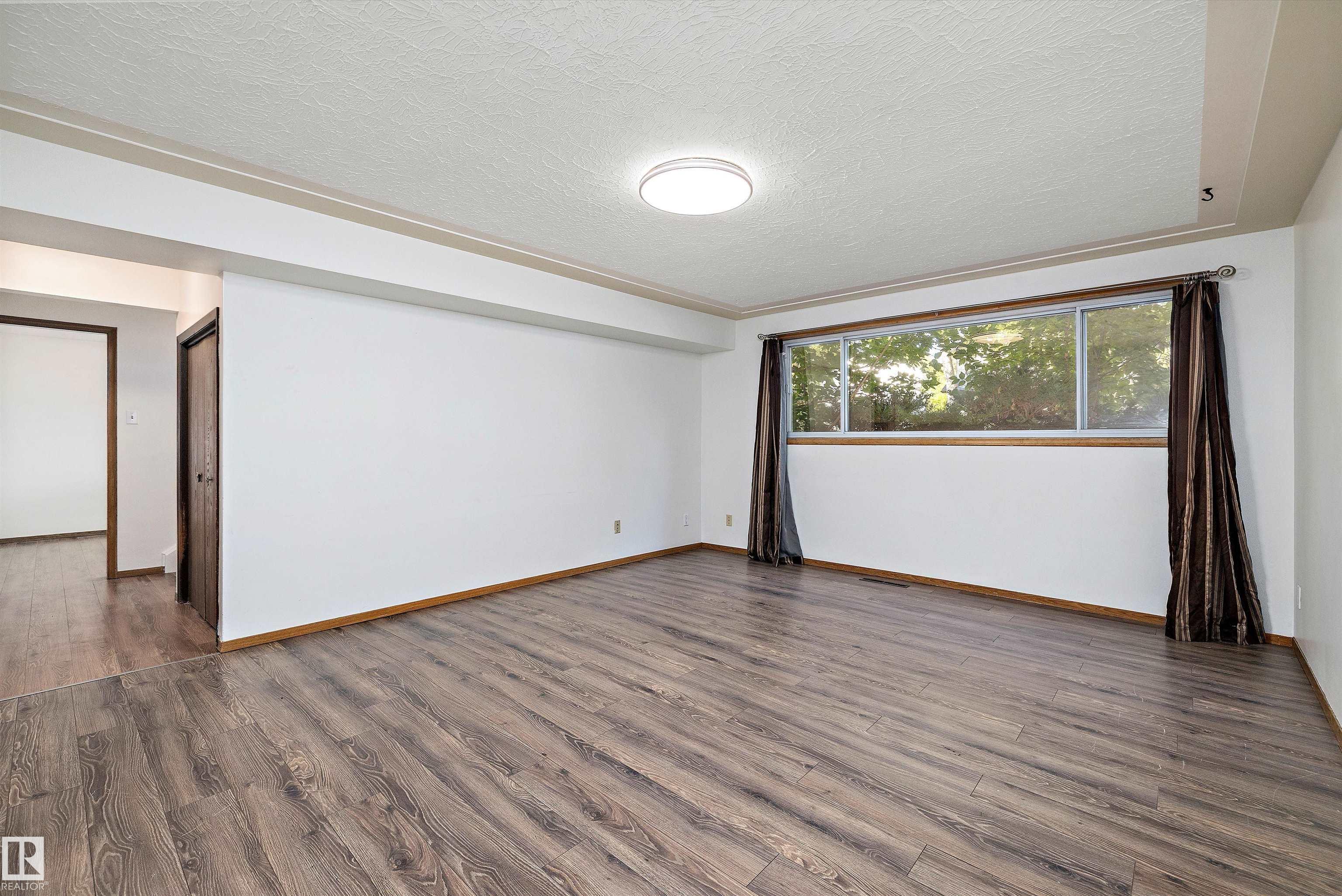 Photo 32 at 11307 / 11309 127 Street NW, Inglewood, Edmonton