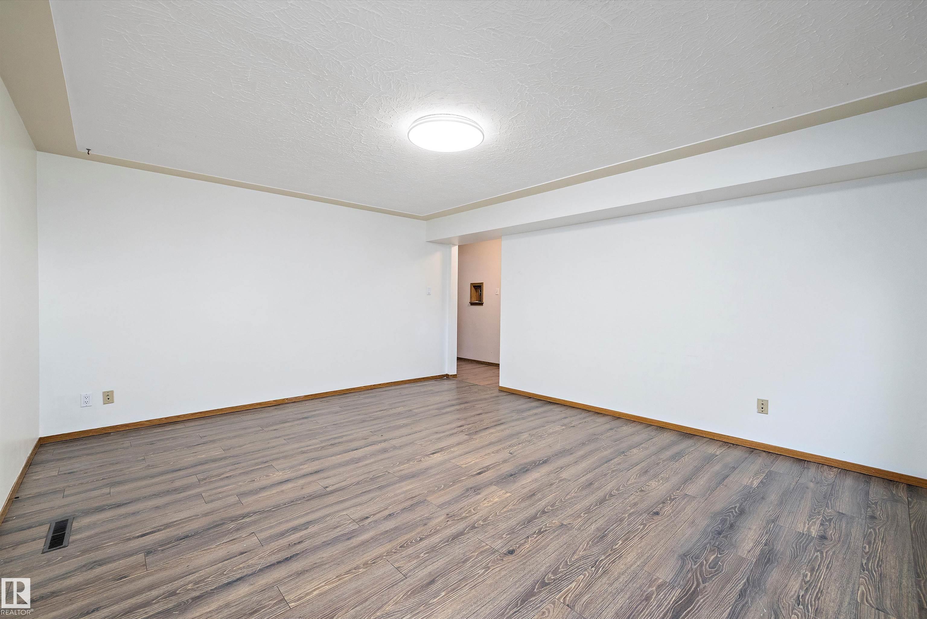 Photo 33 at 11307 / 11309 127 Street NW, Inglewood, Edmonton