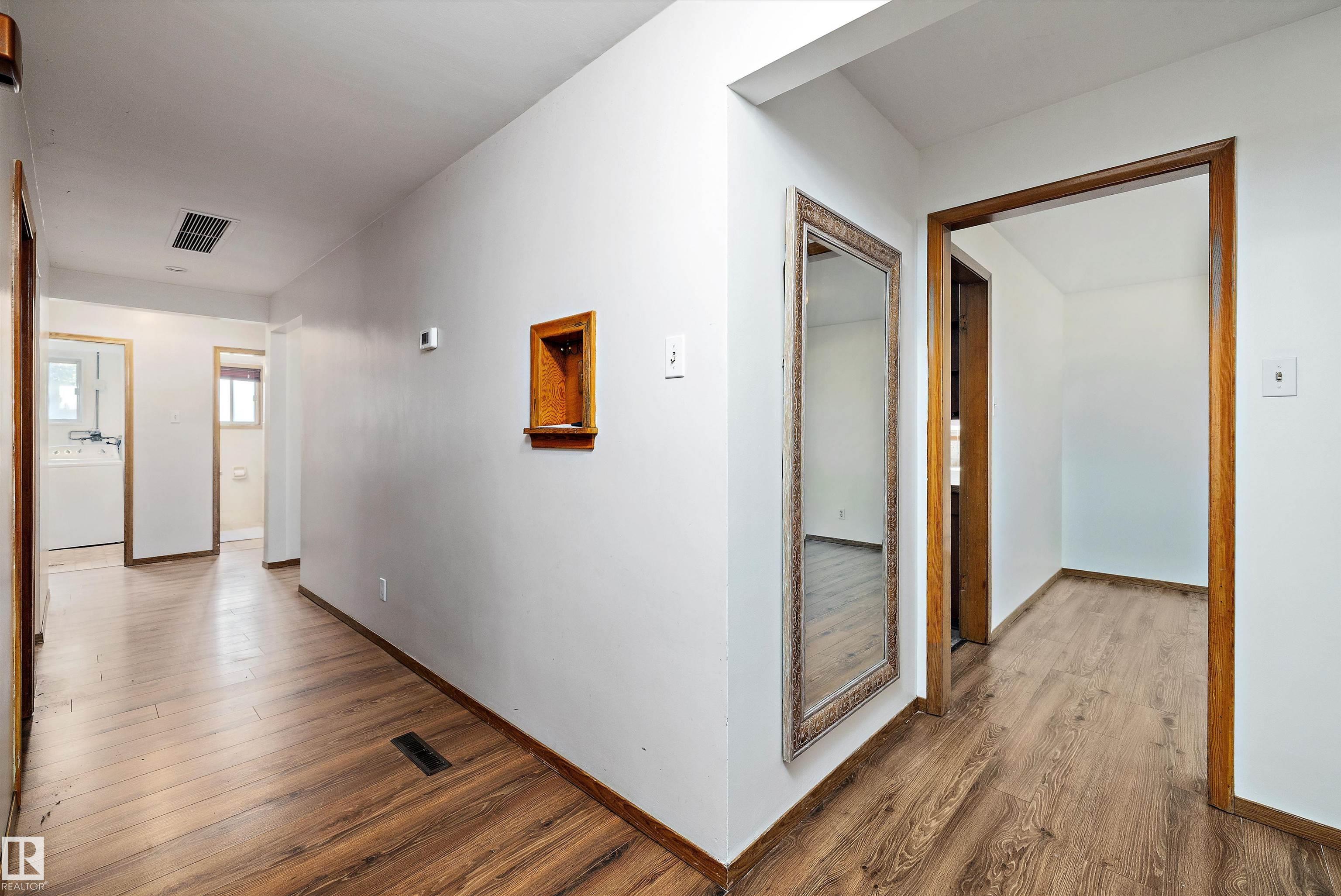 Photo 34 at 11307 / 11309 127 Street NW, Inglewood, Edmonton