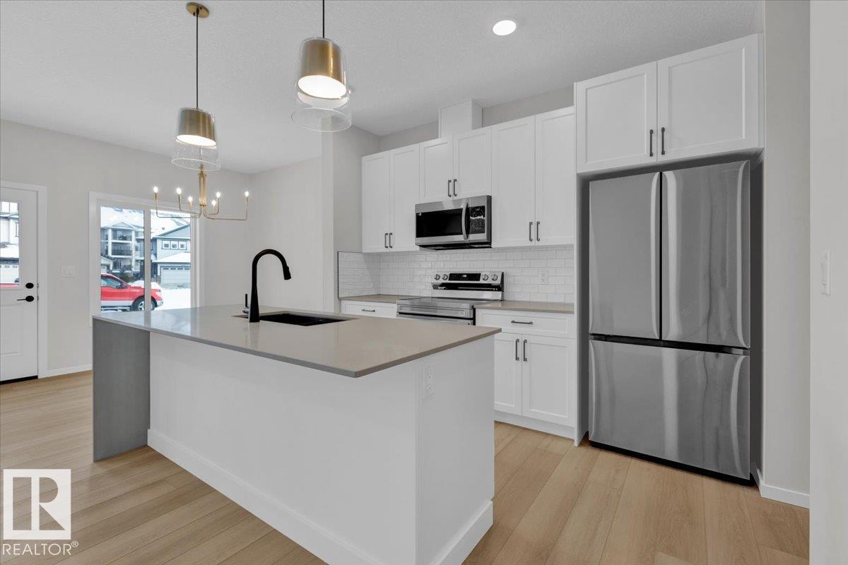 Photo 5 at 137 Hilton Cove, Harvest Ridge, Spruce Grove