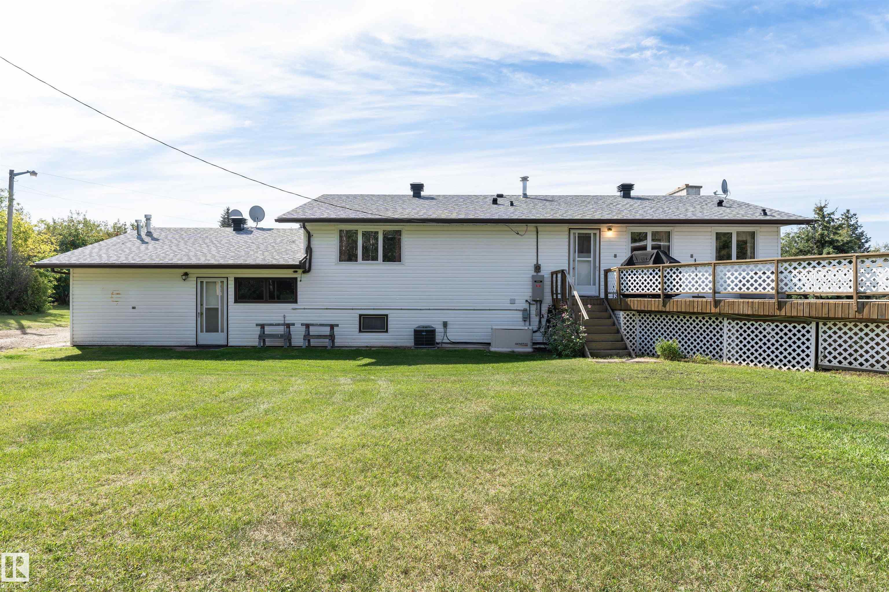 Photo 62 at 55305 Rr 242, Sturgeon View, Rural Sturgeon County