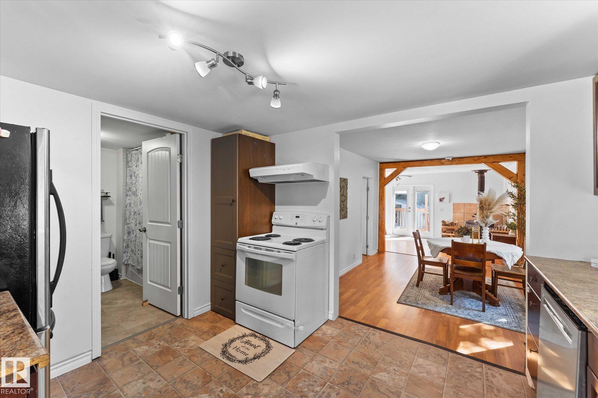Photo 14 at 251 Range Road 20, Spring Lake, Rural Parkland County