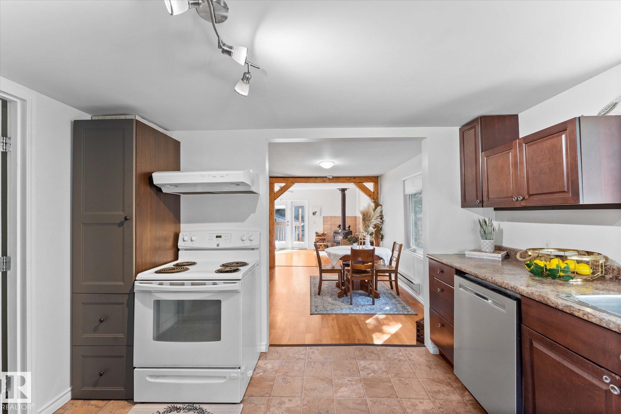 Photo 10 at 251 Range Road 20, Spring Lake, Rural Parkland County