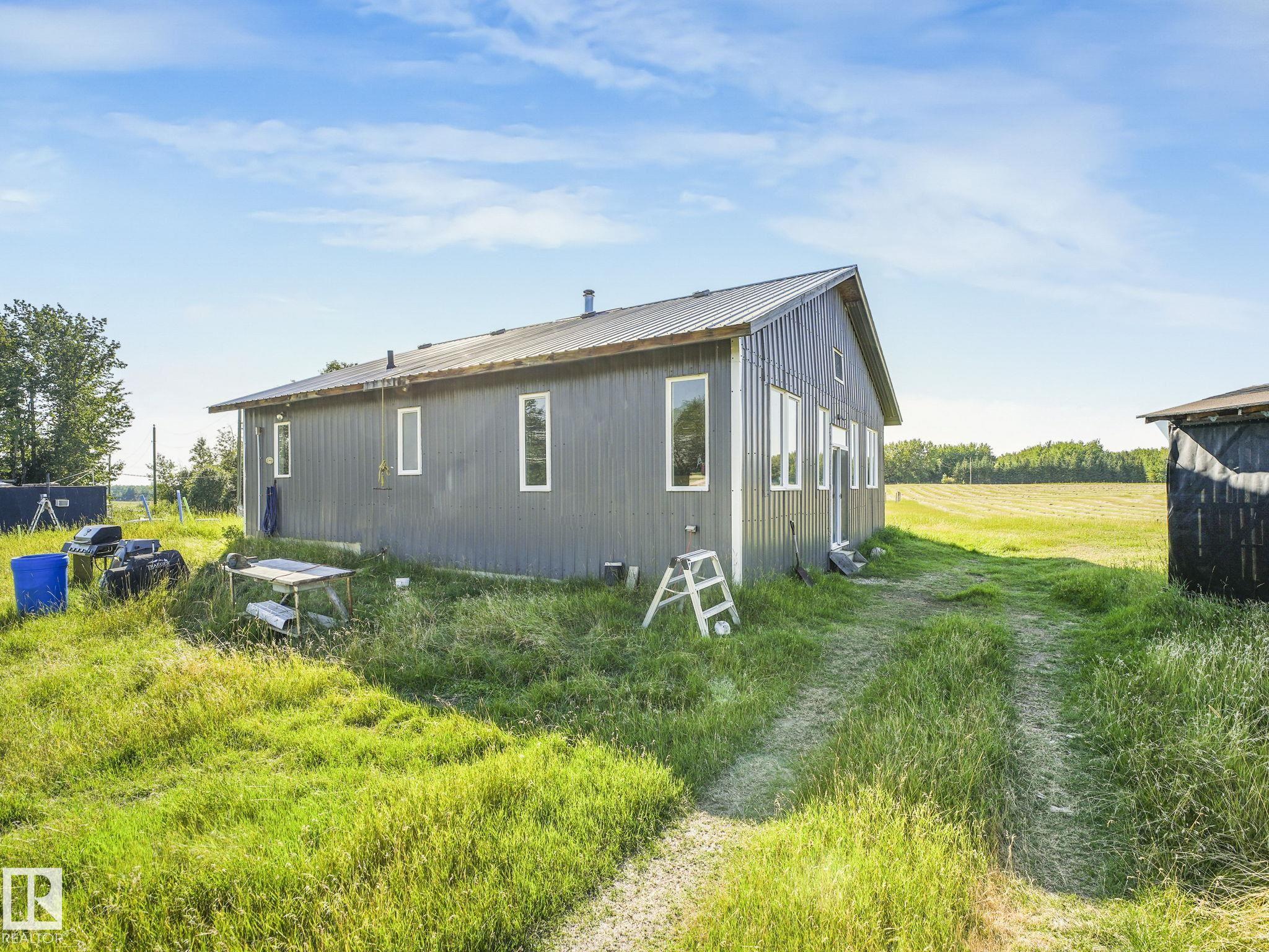 Photo 2 at 53405 Rge Road 53, Fallis, Rural Parkland County