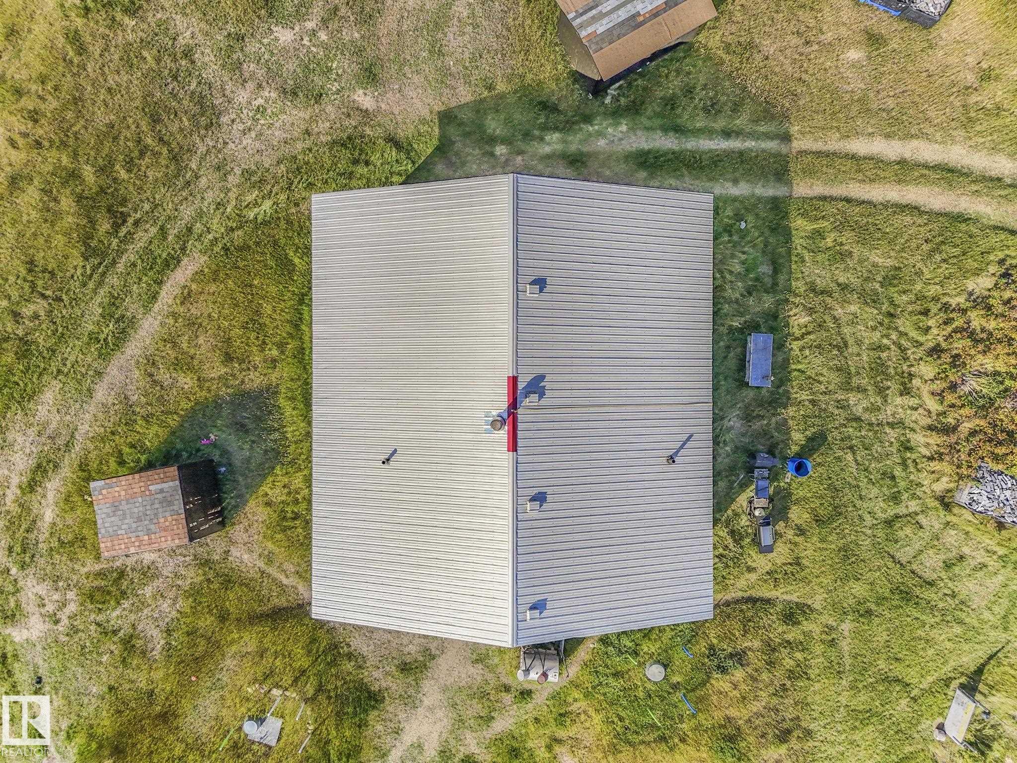 Photo 12 at 53405 Rge Road 53, Fallis, Rural Parkland County