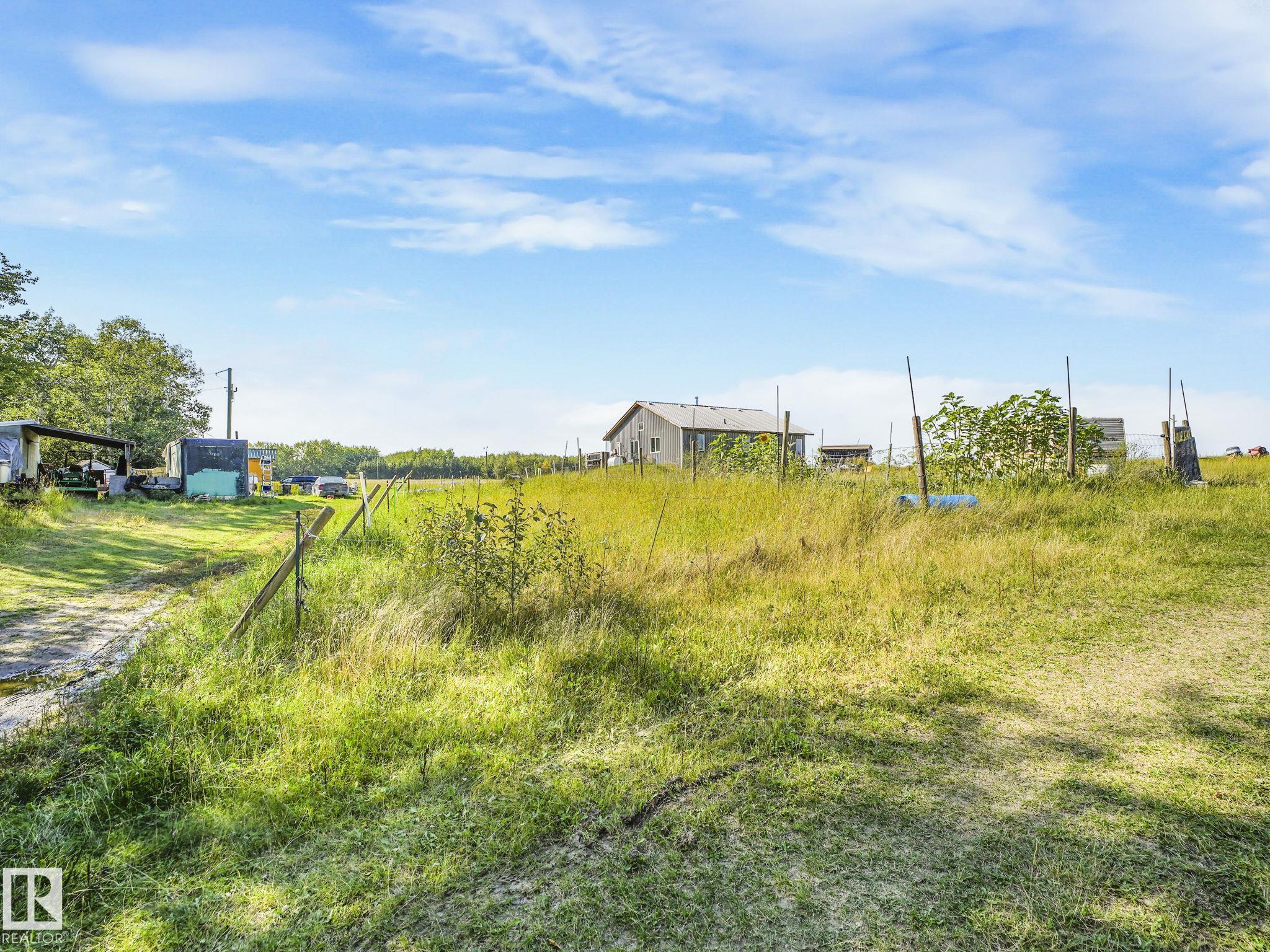 Photo 28 at 53405 Rge Road 53, Fallis, Rural Parkland County