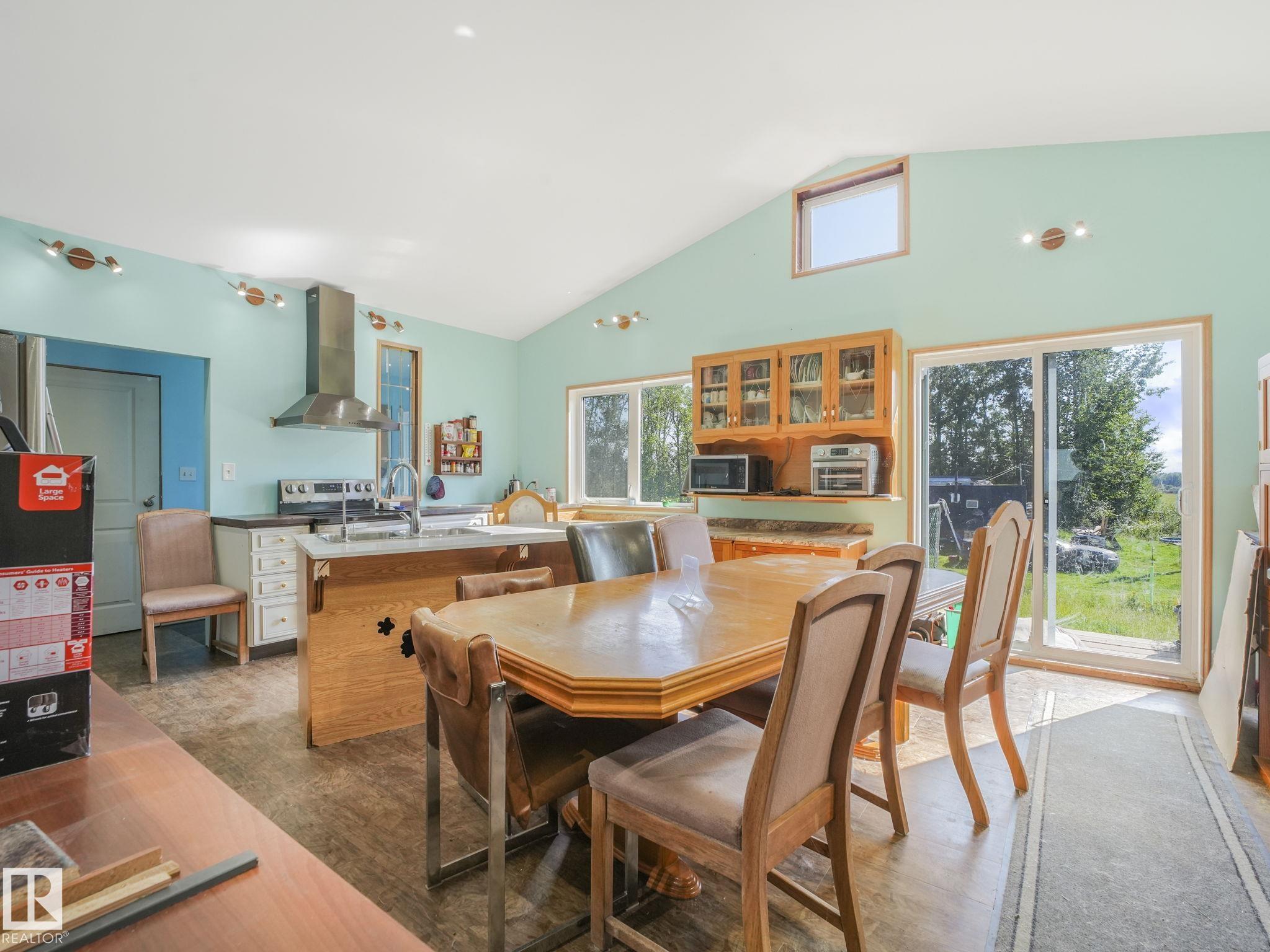 Photo 43 at 53405 Rge Road 53, Fallis, Rural Parkland County