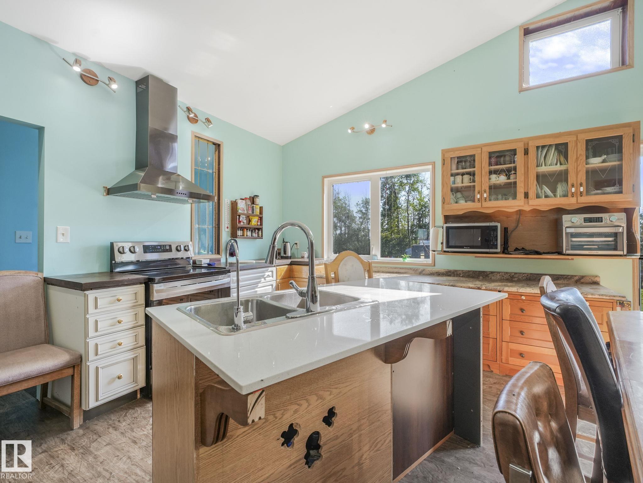 Photo 44 at 53405 Rge Road 53, Fallis, Rural Parkland County