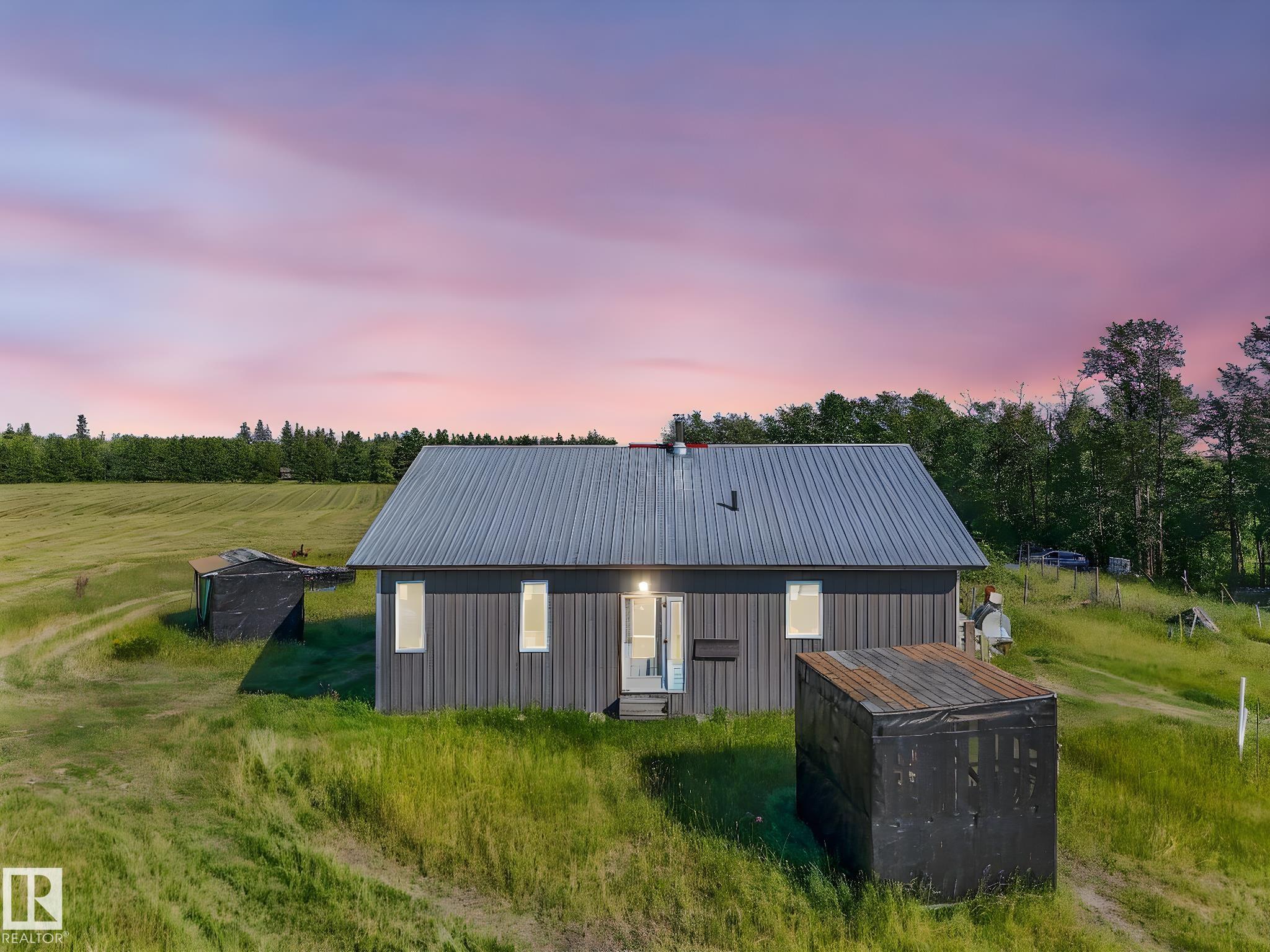 Photo 6 at 53405 Rge Road 53, Fallis, Rural Parkland County