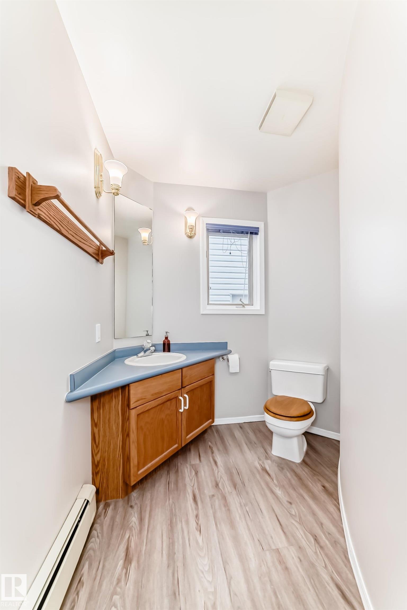 Photo 12 at 10735 68 Avenue NW, Allendale, Edmonton