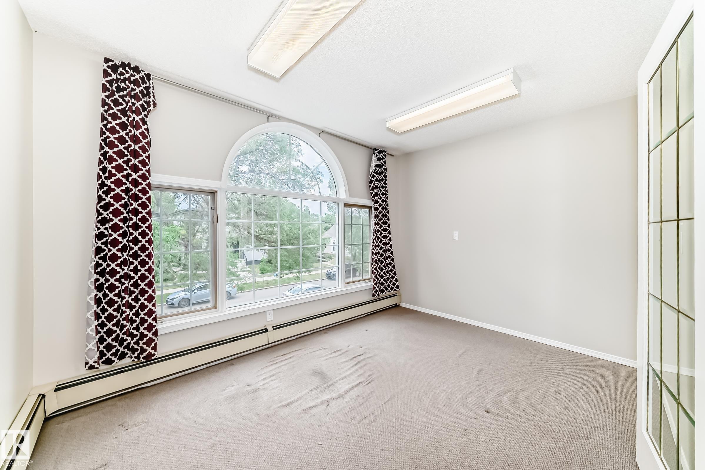 Photo 19 at 10735 68 Avenue NW, Allendale, Edmonton