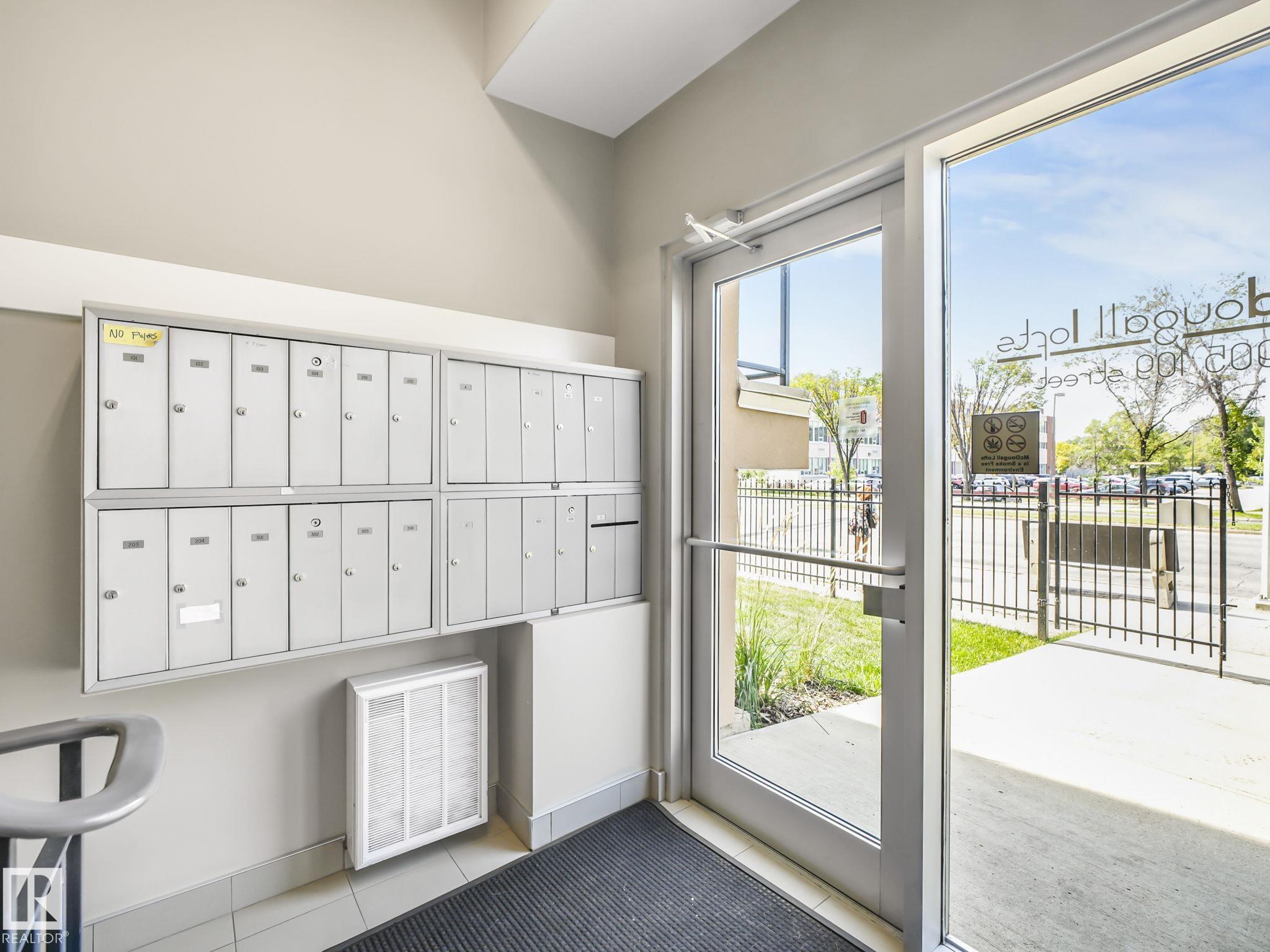 Photo 11 at 301 - 10905 109 Street NW, Central Mcdougall, Edmonton