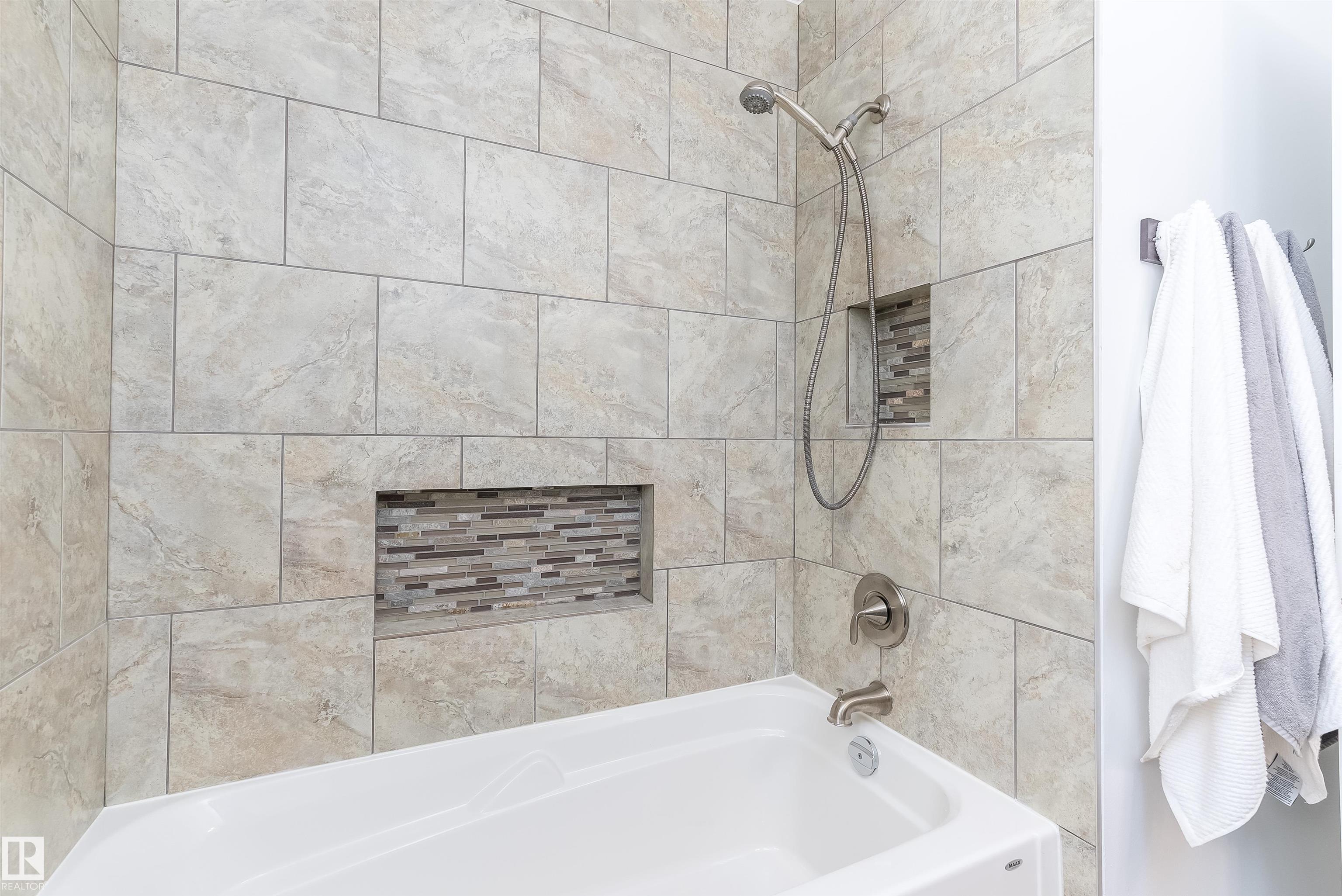 Photo 18 at 8104 17 Avenue NW, Satoo, Edmonton