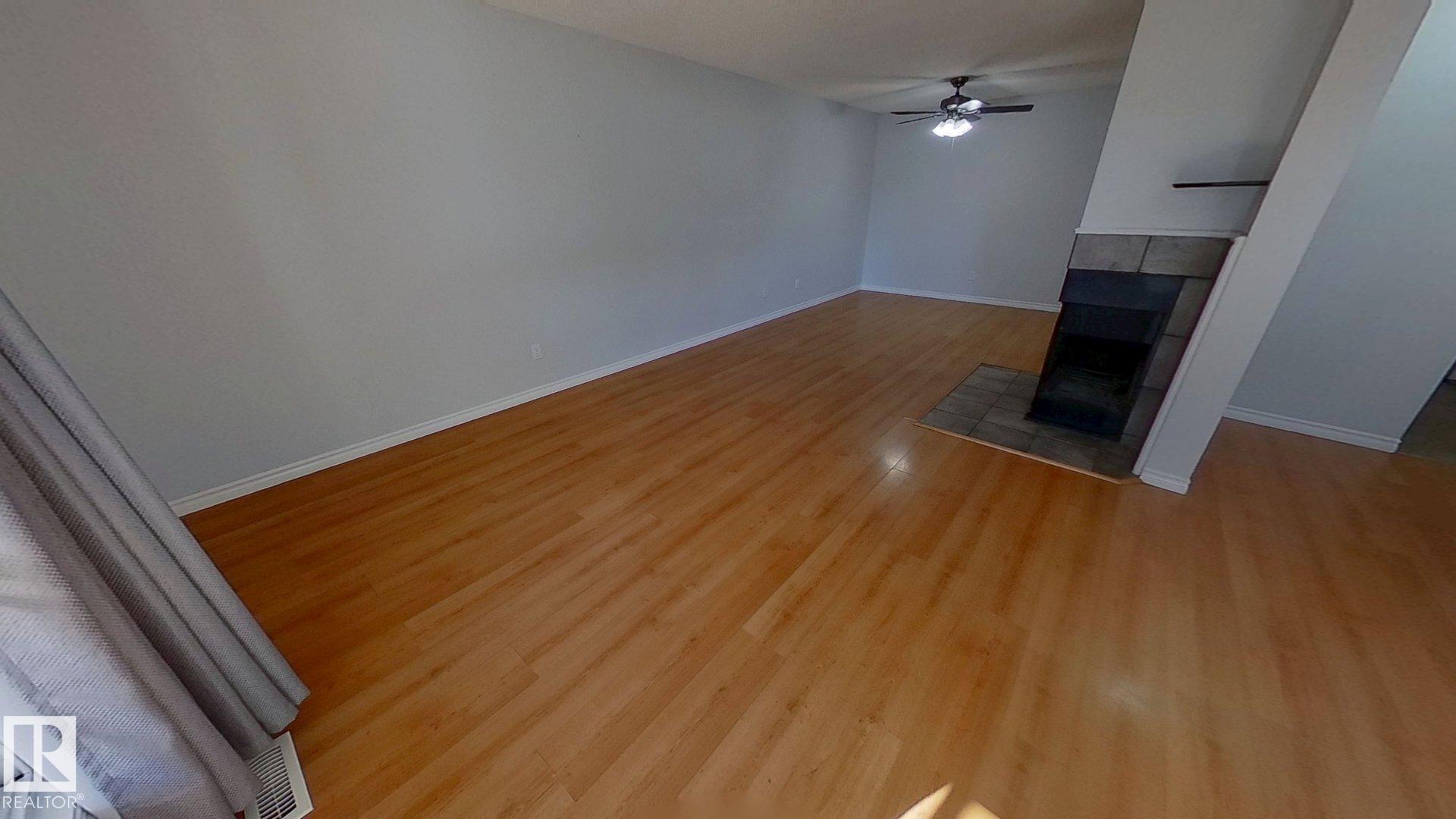 Photo 12 at 9309 172 Street NW, Summerlea, Edmonton