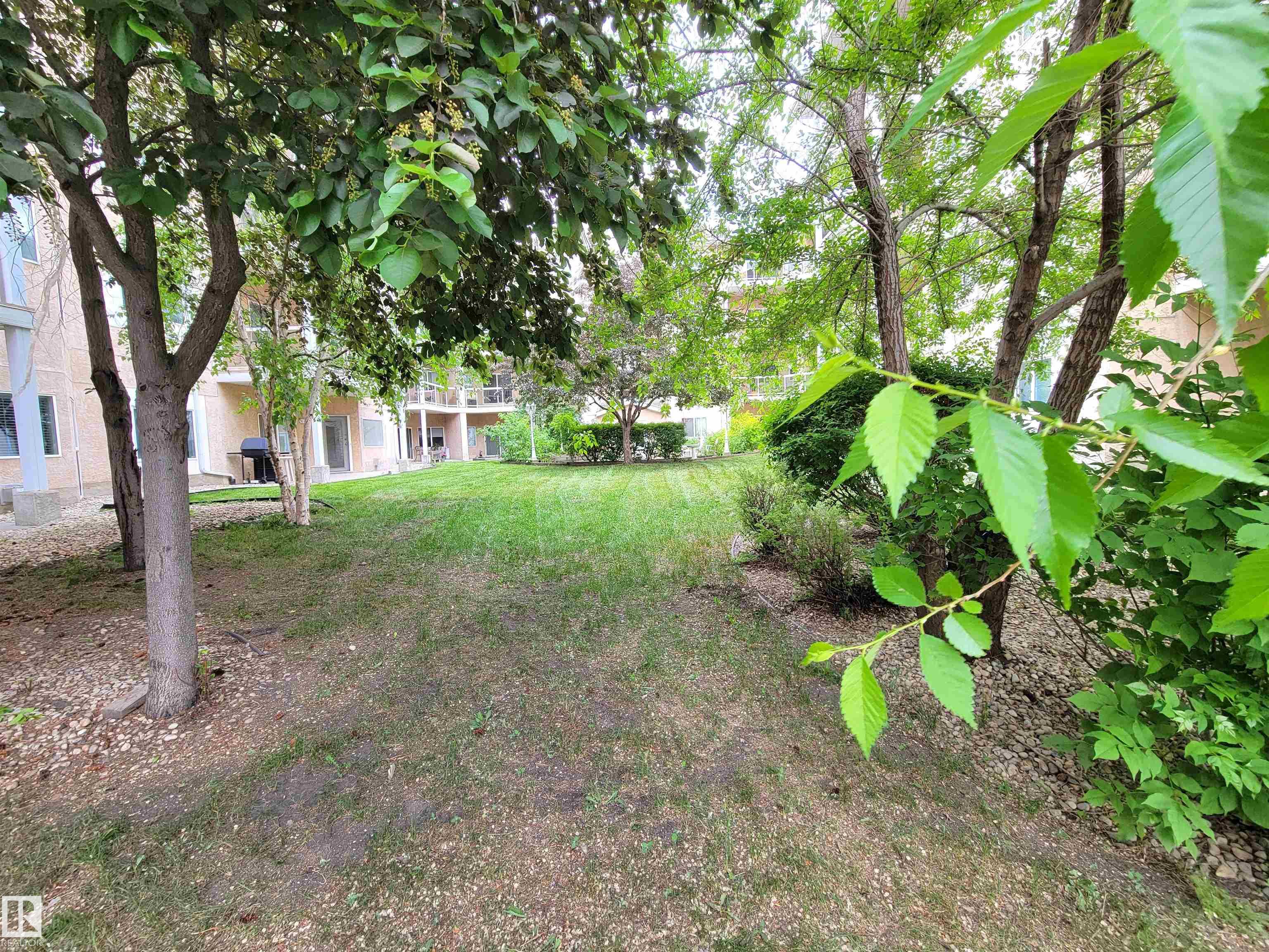 Photo 26 at 312 - 10511 42 Avenue NW, Rideau Park, Edmonton