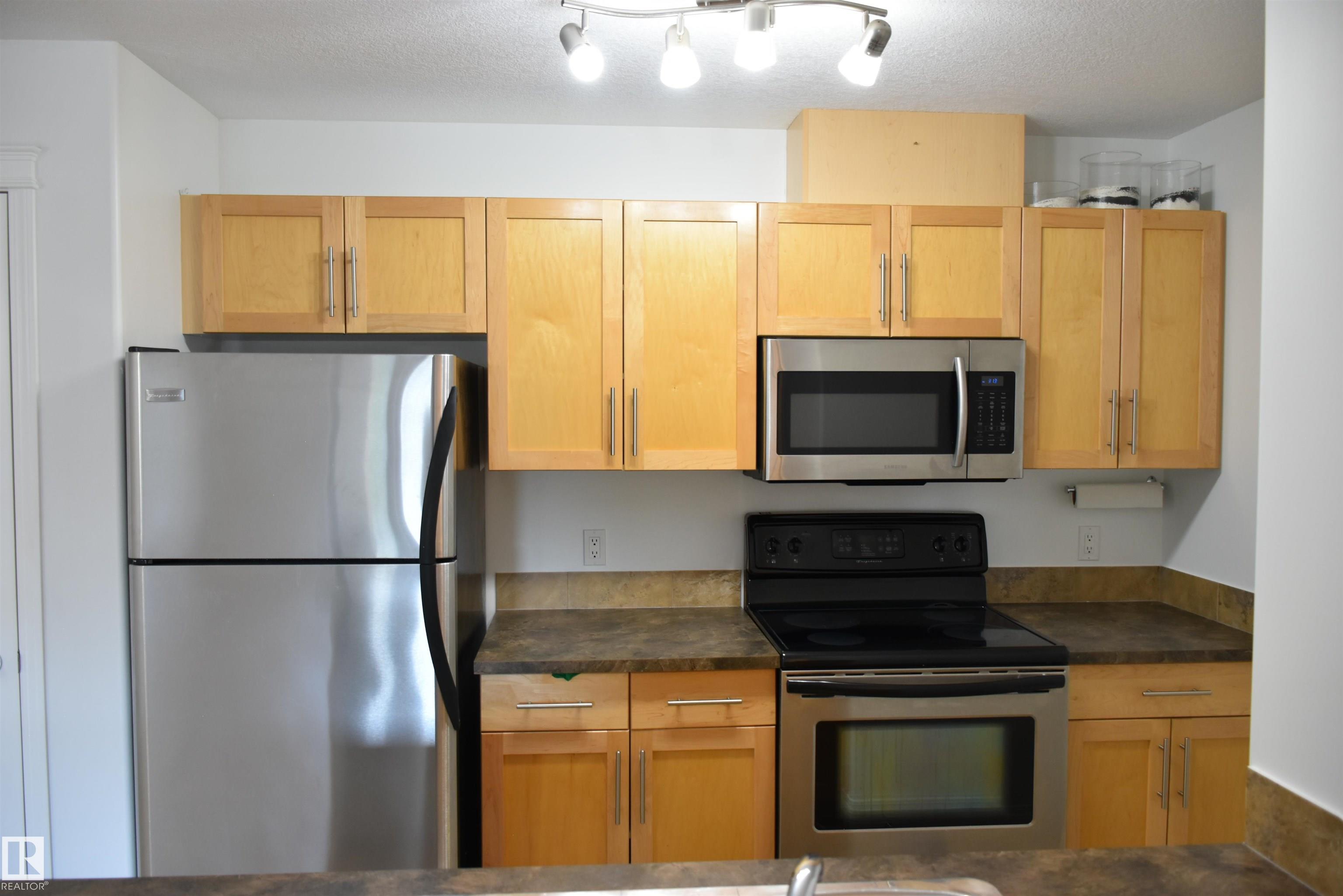 Photo 6 at 233 - 300 Spruce Ridge Road, Spruce Ridge, Spruce Grove
