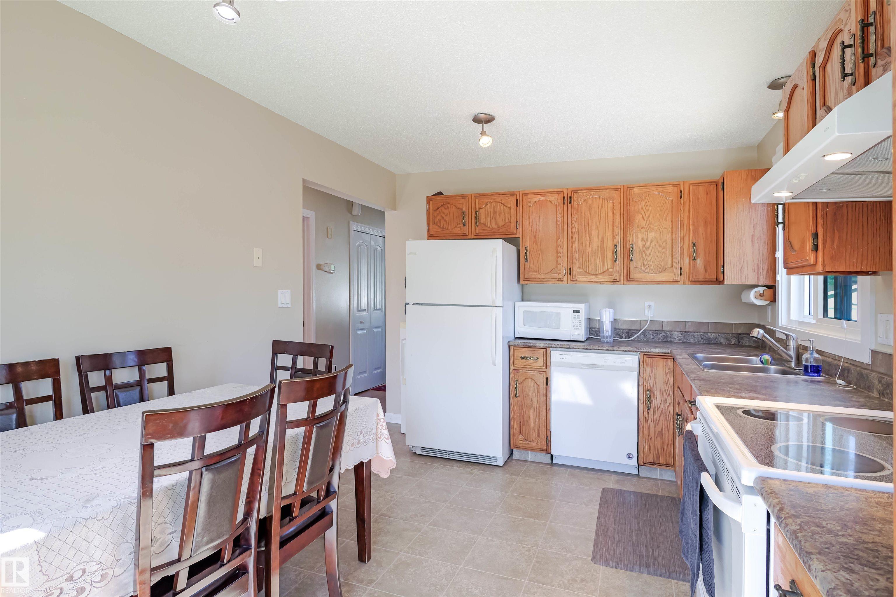 Photo 2 at 4010 18 Avenue NW, Daly Grove, Edmonton