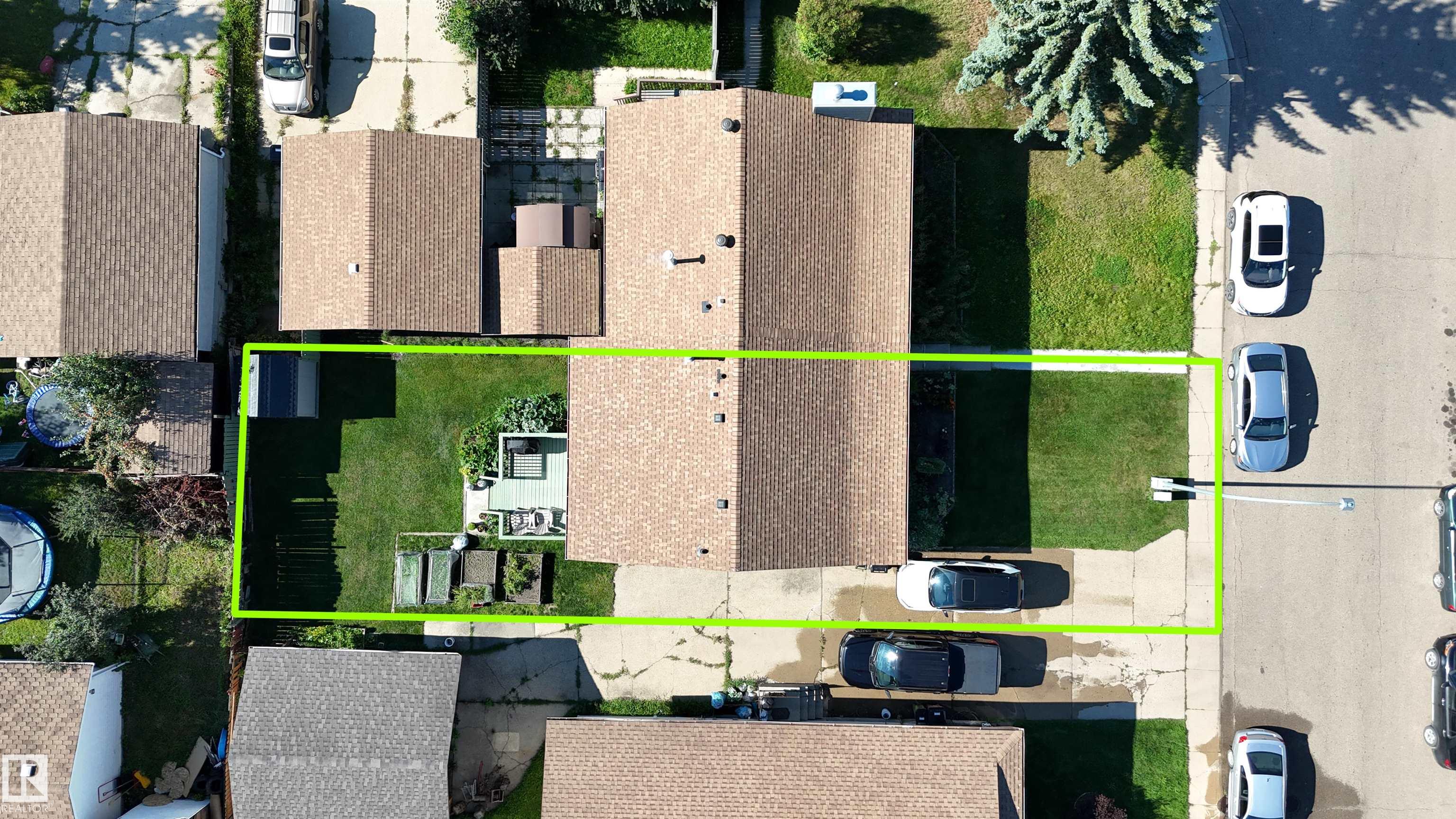 Photo 12 at 4010 18 Avenue NW, Daly Grove, Edmonton