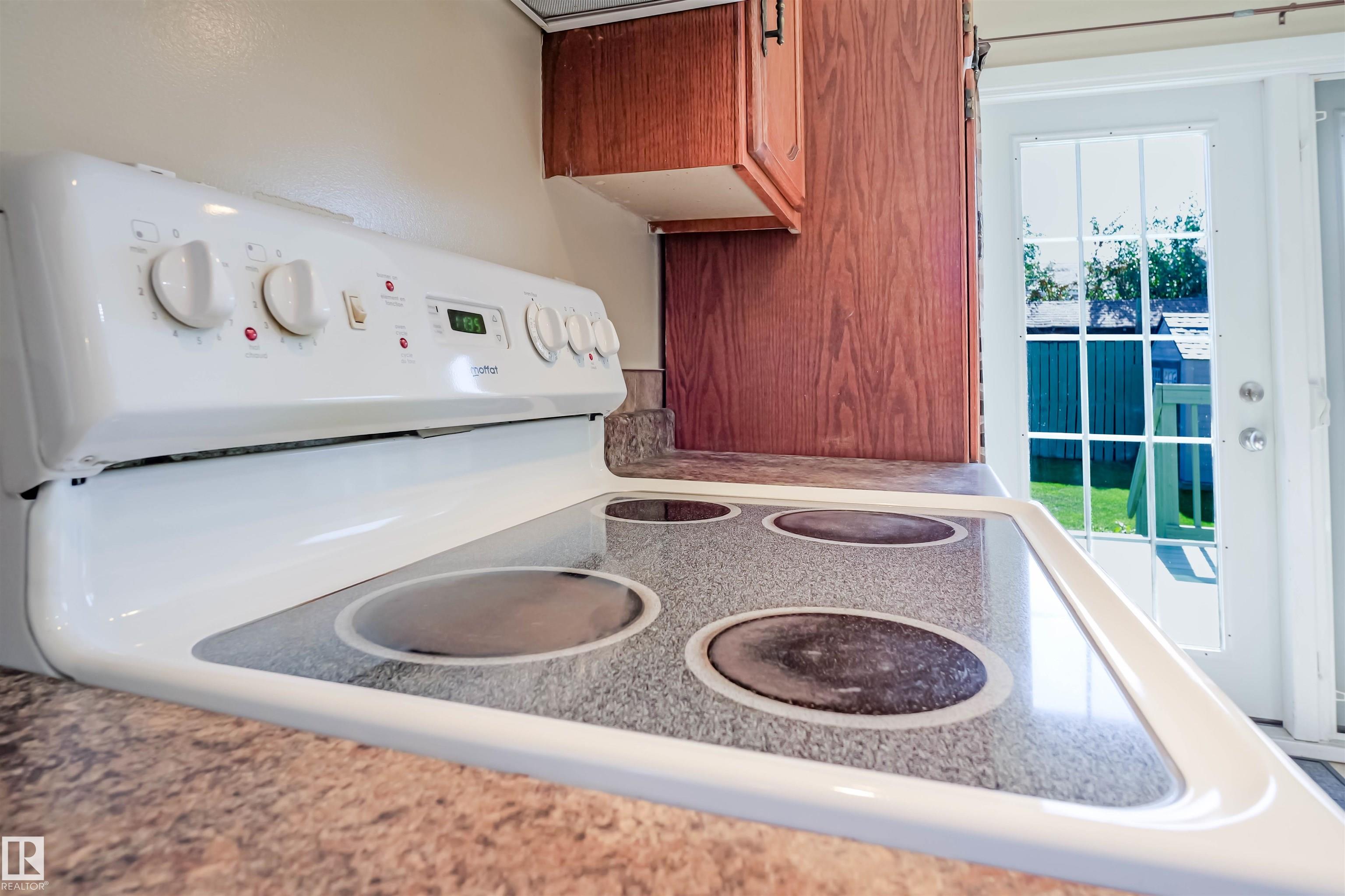 Photo 3 at 4010 18 Avenue NW, Daly Grove, Edmonton