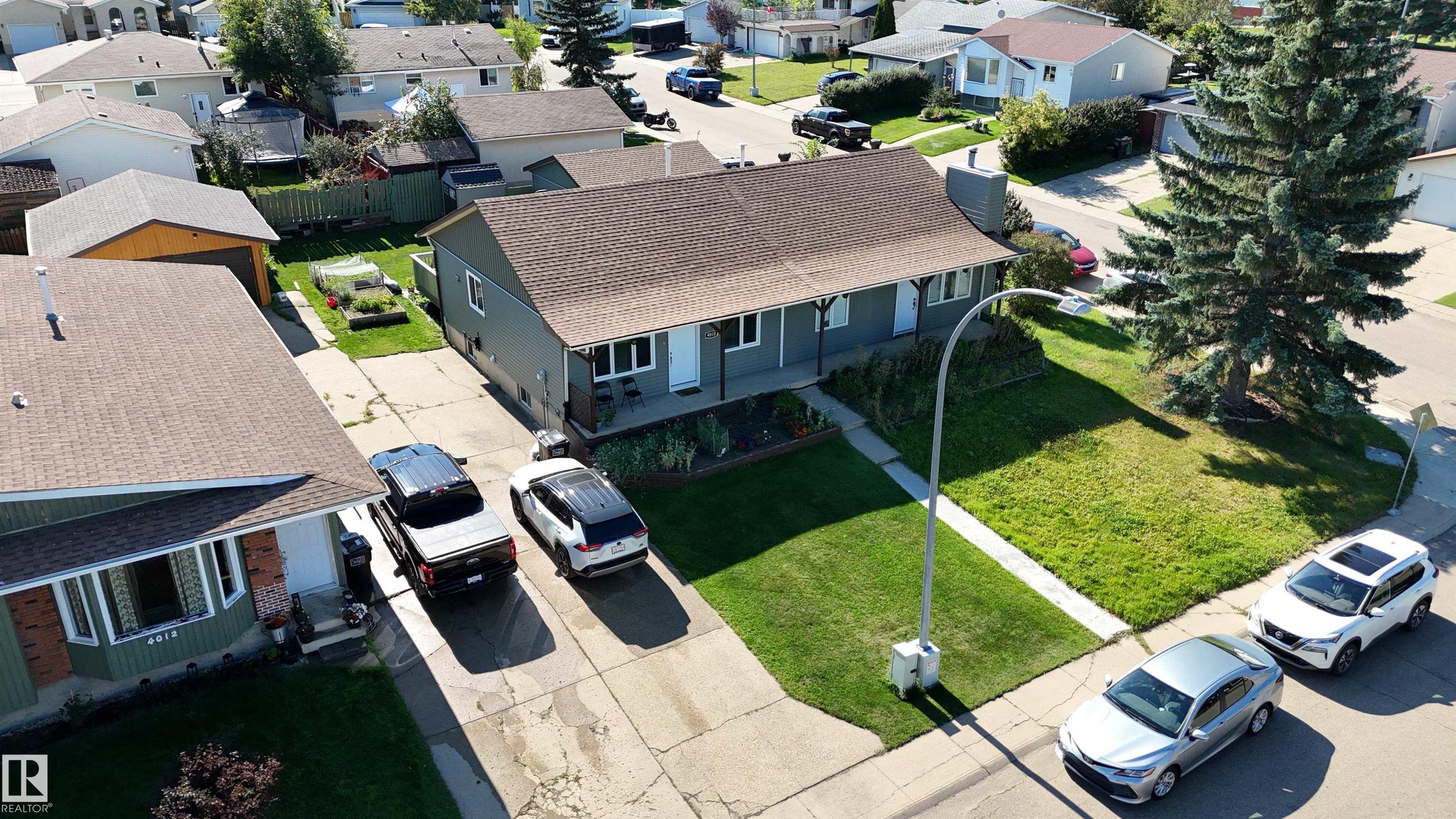 Photo 10 at 4010 18 Avenue NW, Daly Grove, Edmonton