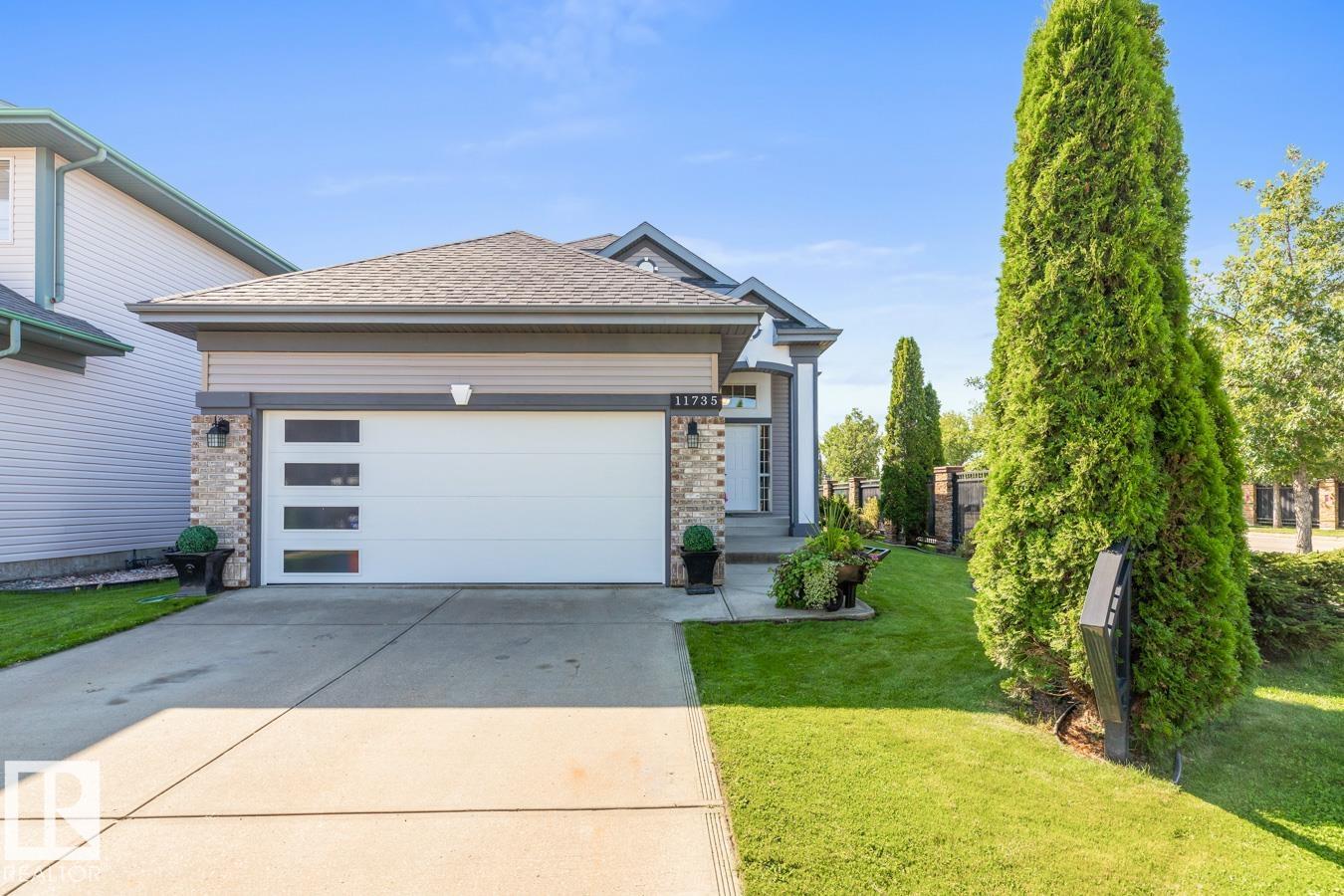 11735 10 Avenue NW, Twin Brooks, Edmonton 