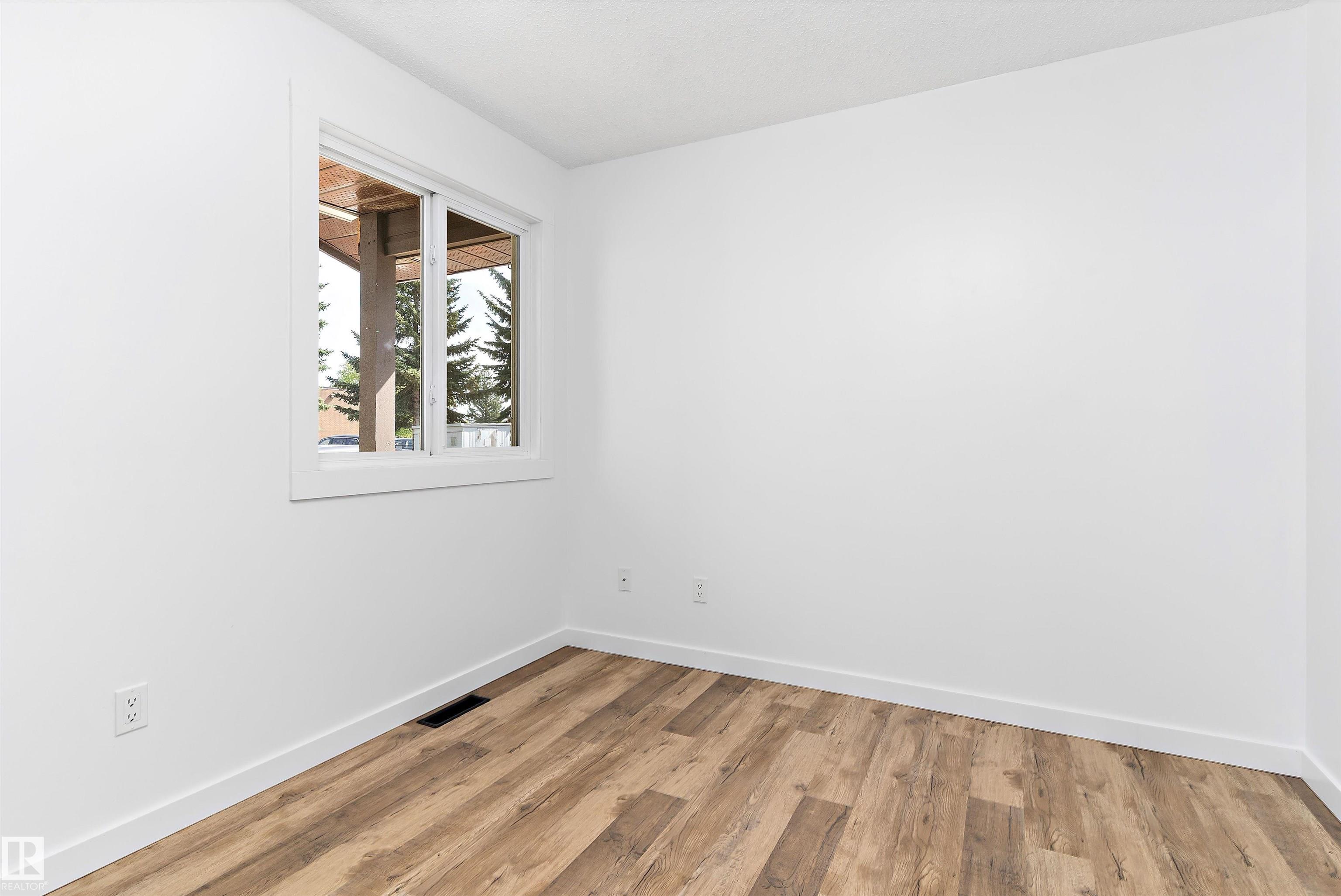 Photo 26 at 13 - 7604 29 Avenue NW, Kameyosek, Edmonton