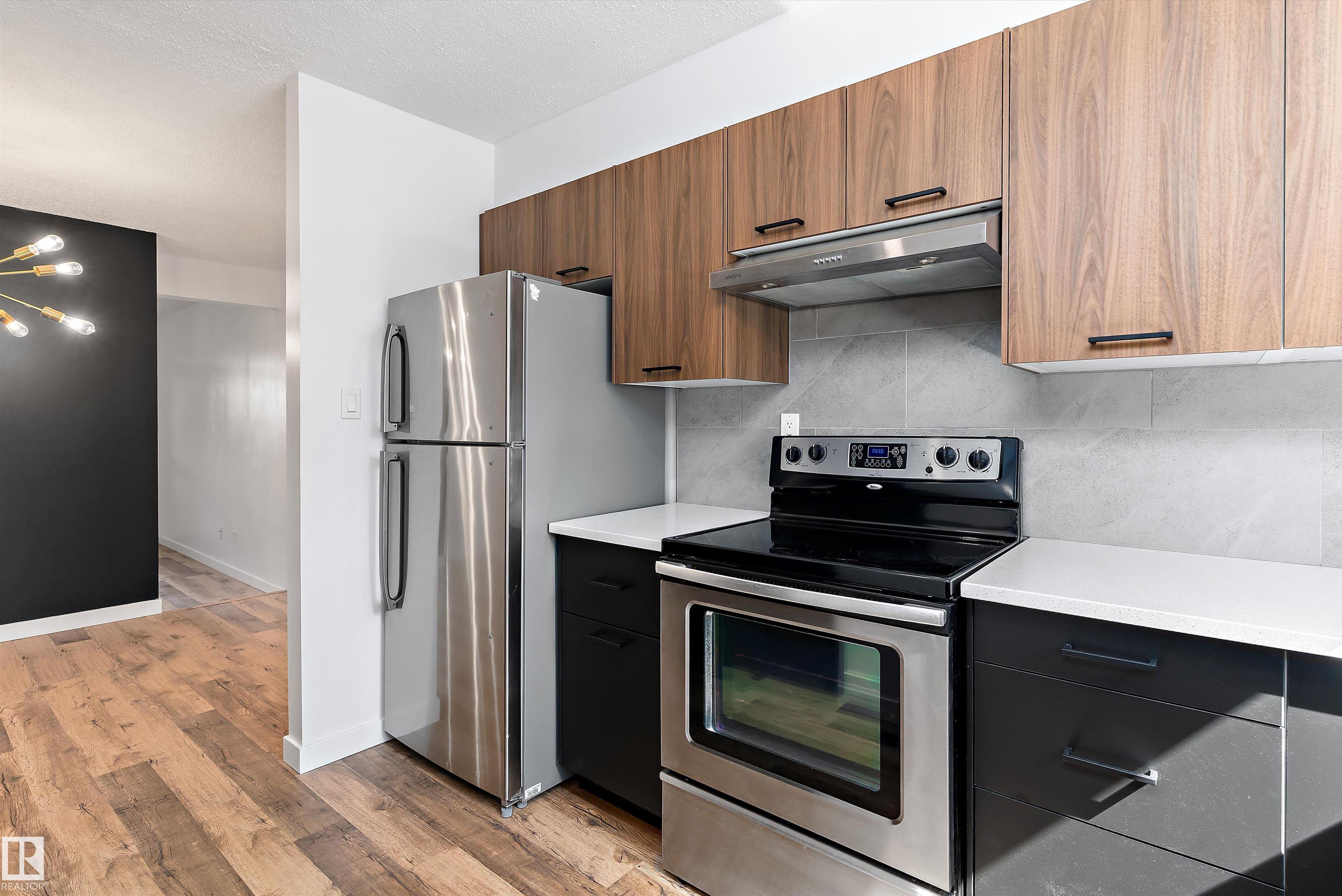 Photo 6 at 13 - 7604 29 Avenue NW, Kameyosek, Edmonton