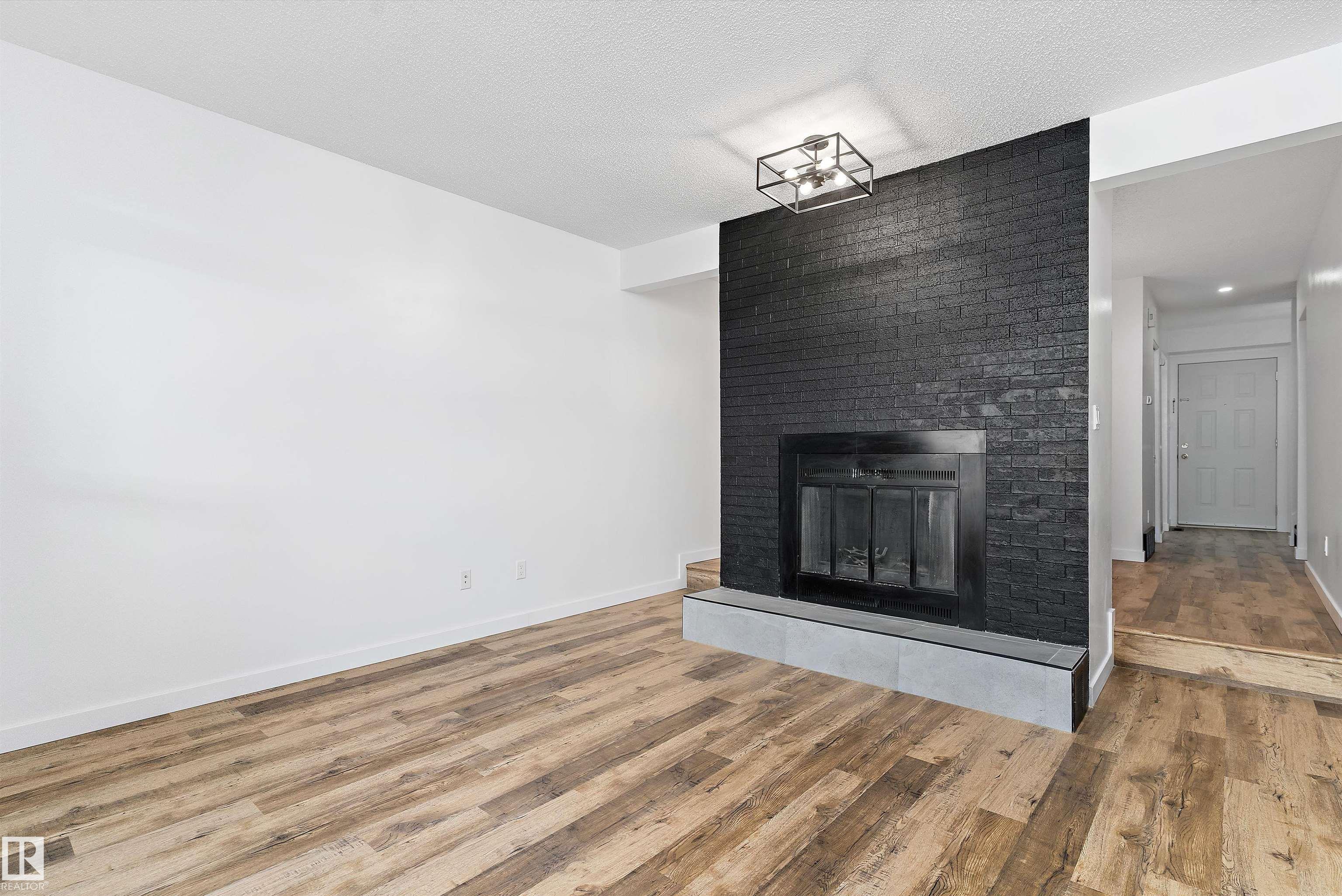 Photo 10 at 13 - 7604 29 Avenue NW, Kameyosek, Edmonton