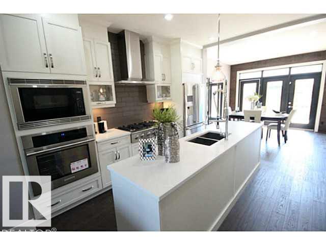 Photo 7 at 11333 76 Avenue NW, McKernan, Edmonton