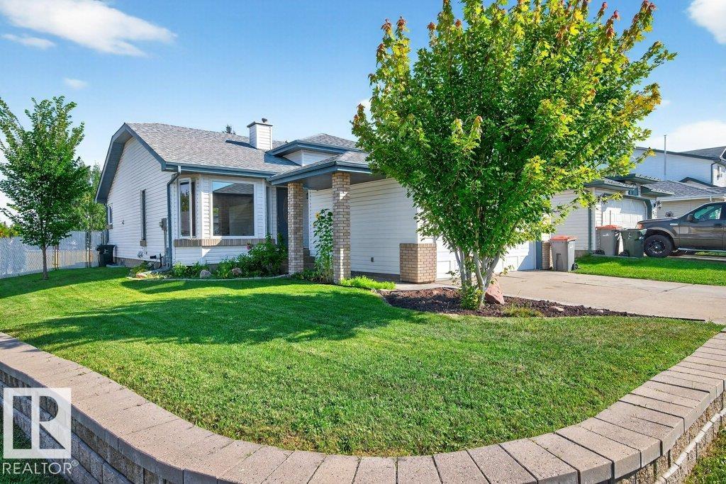 Photo 2 at 94 La Costa Fairway Close, The Fairways, Stony Plain