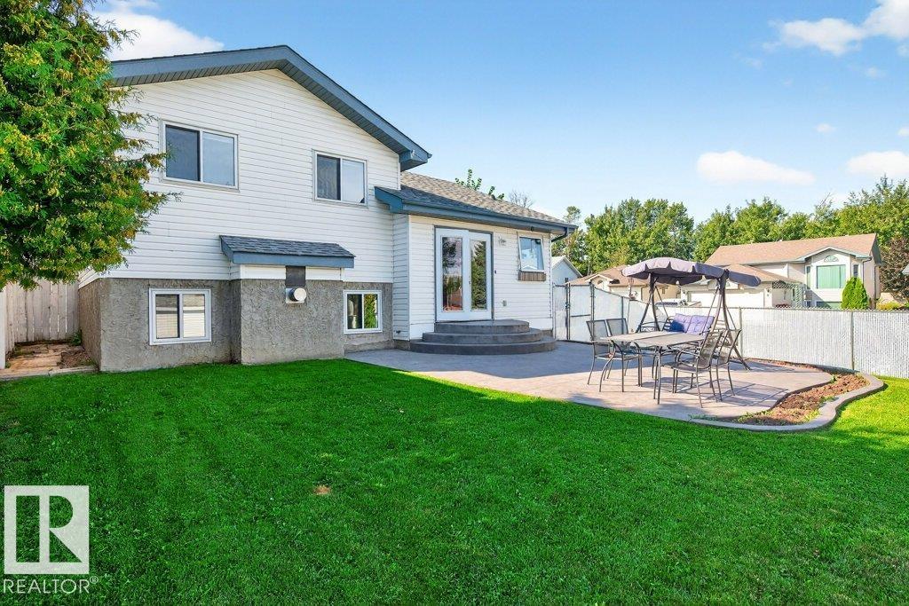 Photo 28 at 94 La Costa Fairway Close, The Fairways, Stony Plain