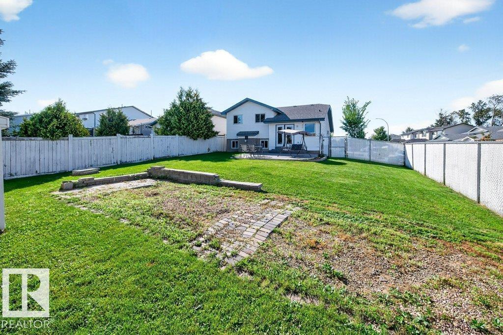 Photo 33 at 94 La Costa Fairway Close, The Fairways, Stony Plain