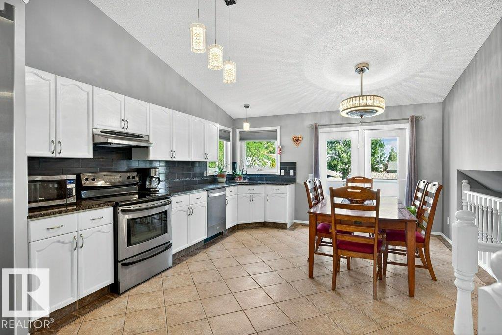 Photo 8 at 94 La Costa Fairway Close, The Fairways, Stony Plain