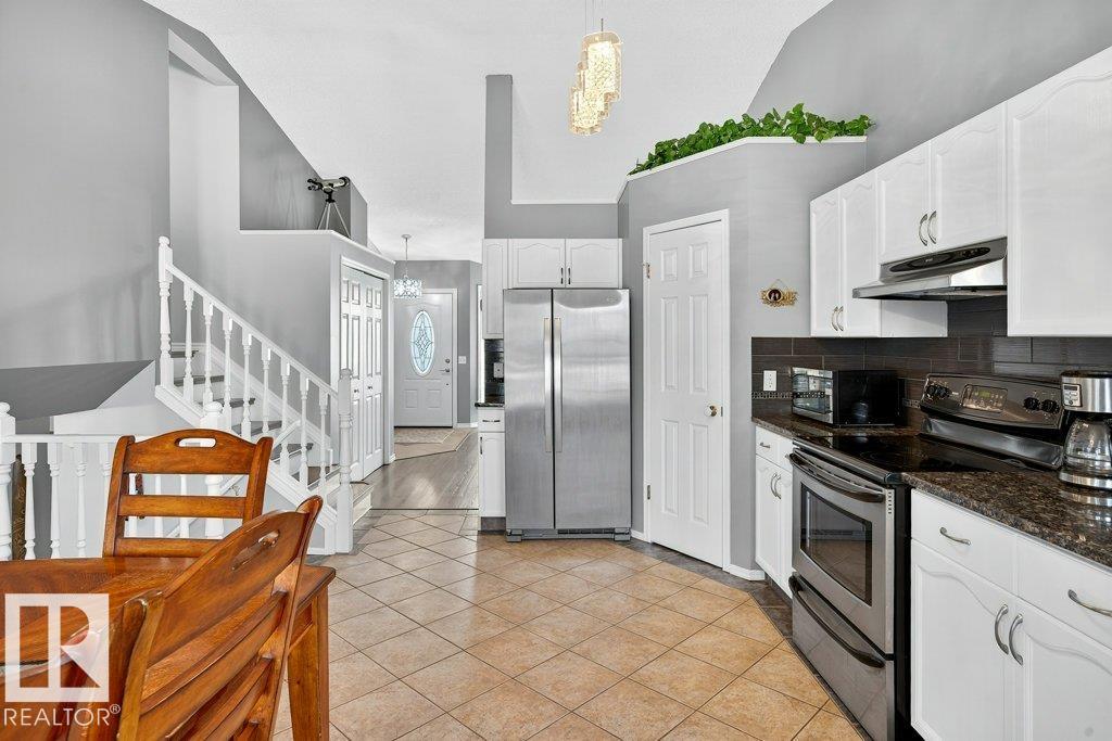 Photo 10 at 94 La Costa Fairway Close, The Fairways, Stony Plain