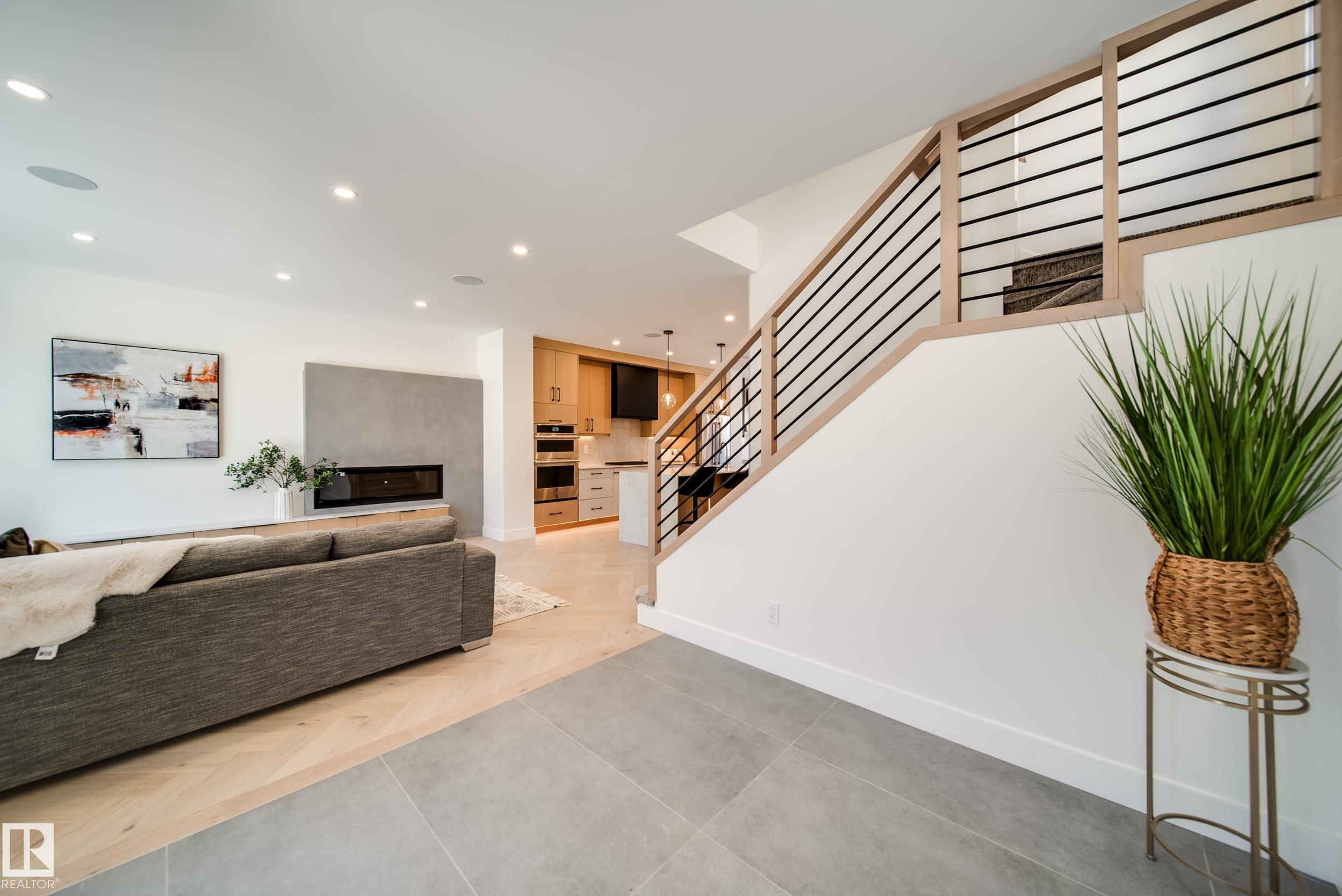 Picture for 7146 119 ST NW