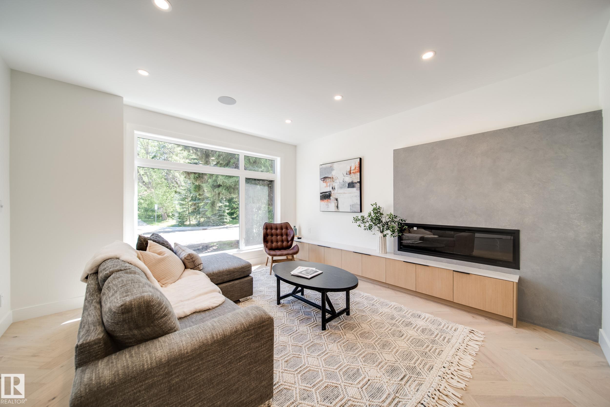 Picture for 7146 119 ST NW